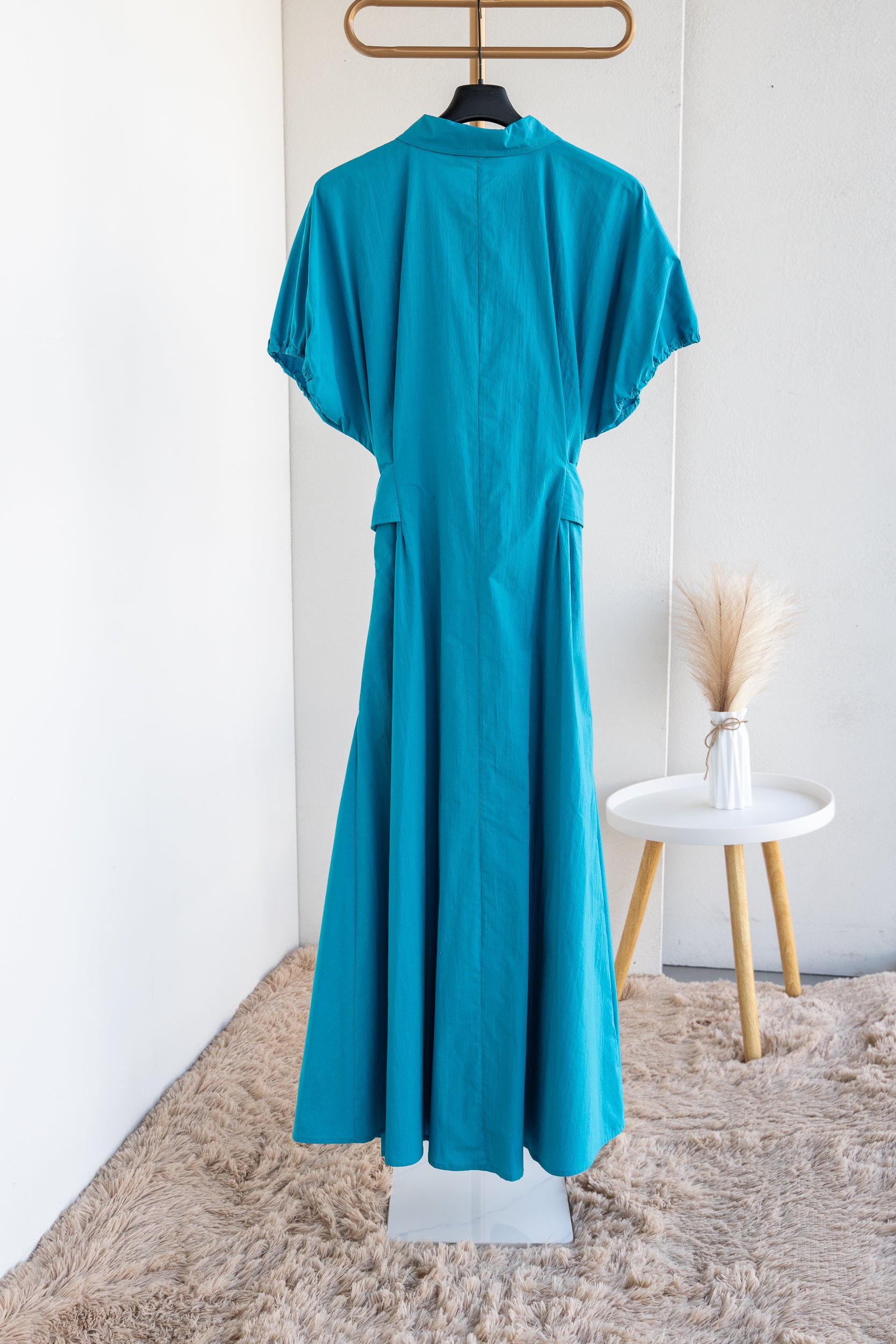 Long dress with belt