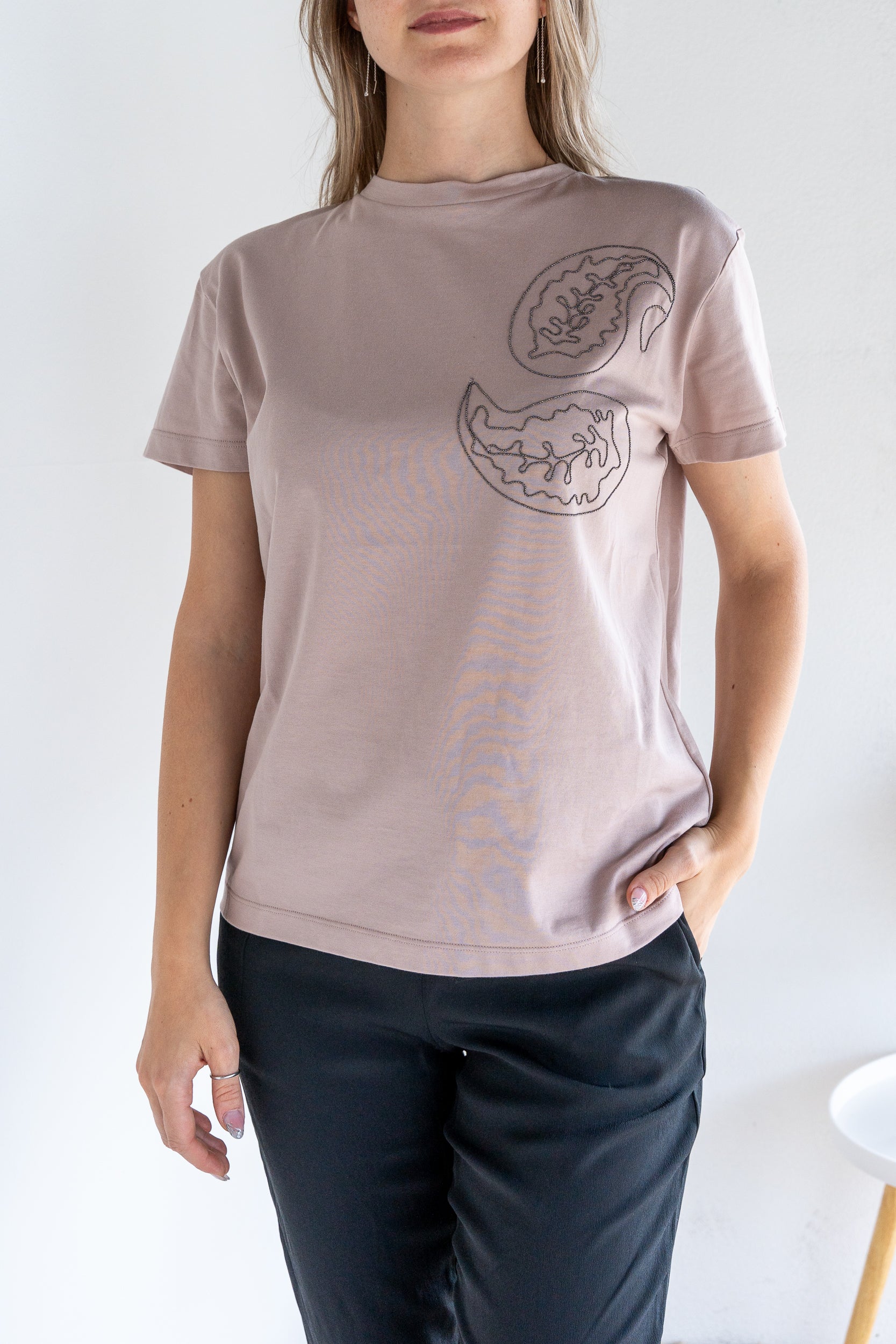 T-shirt con disegno strass