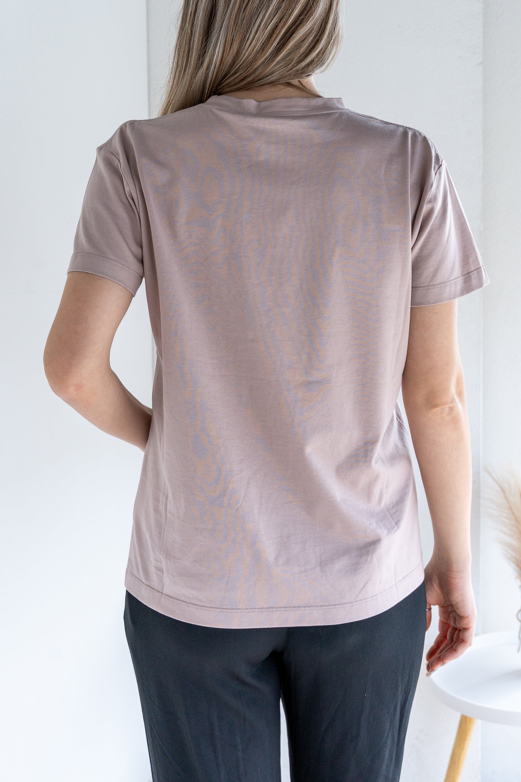 T-shirt con disegno strass