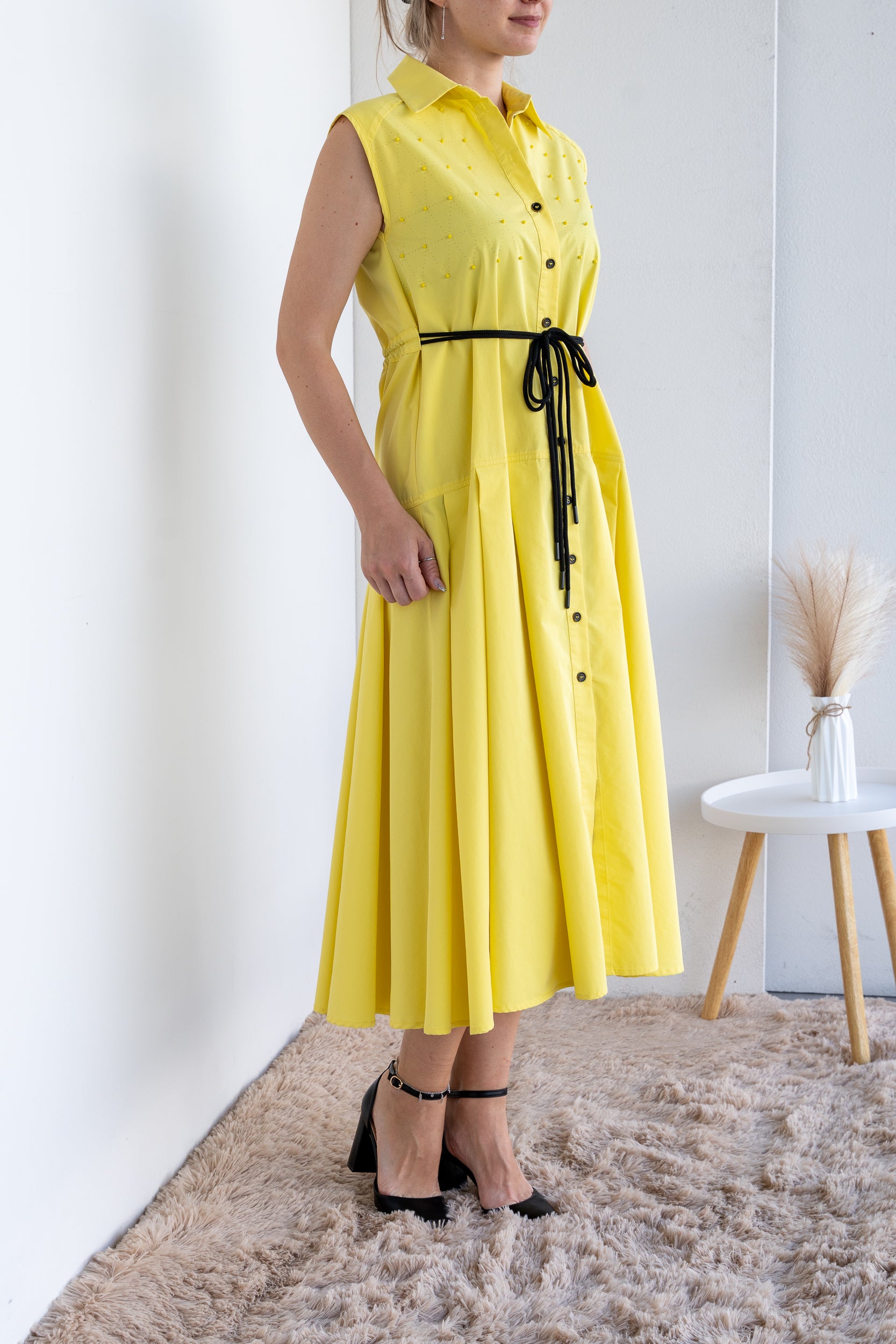 Long dress with appliques