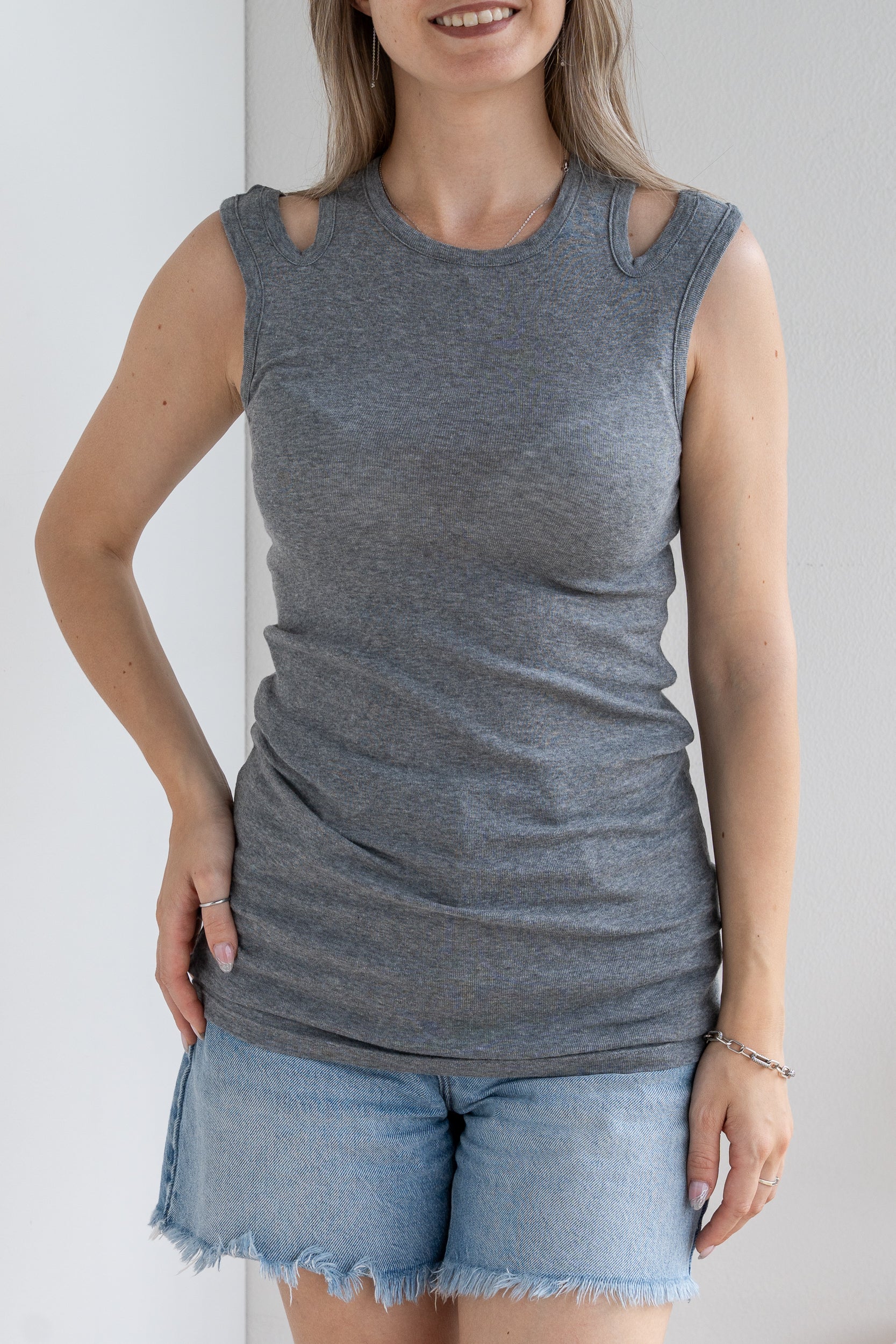Double shoulder strap top
