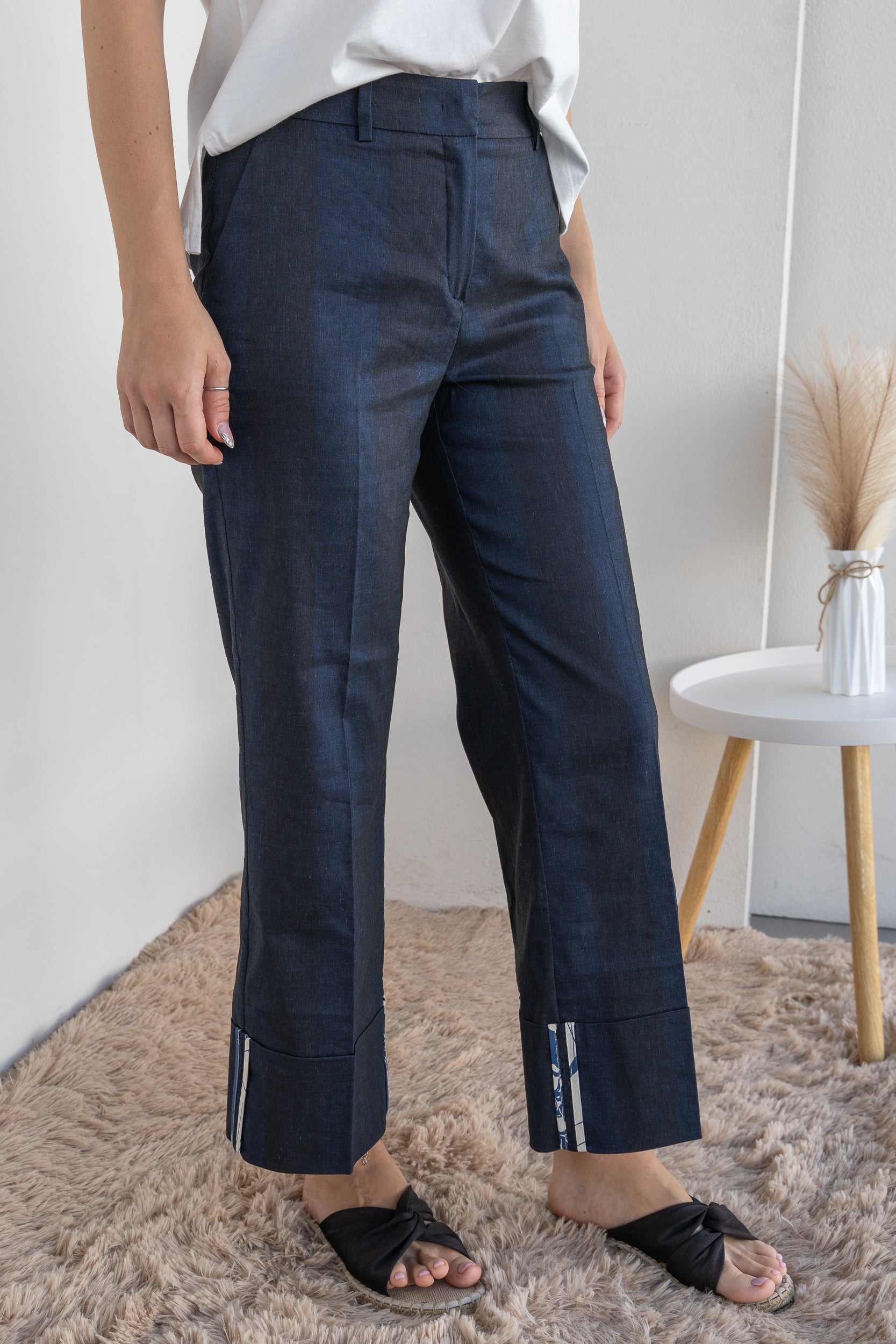 Double-colored trousers