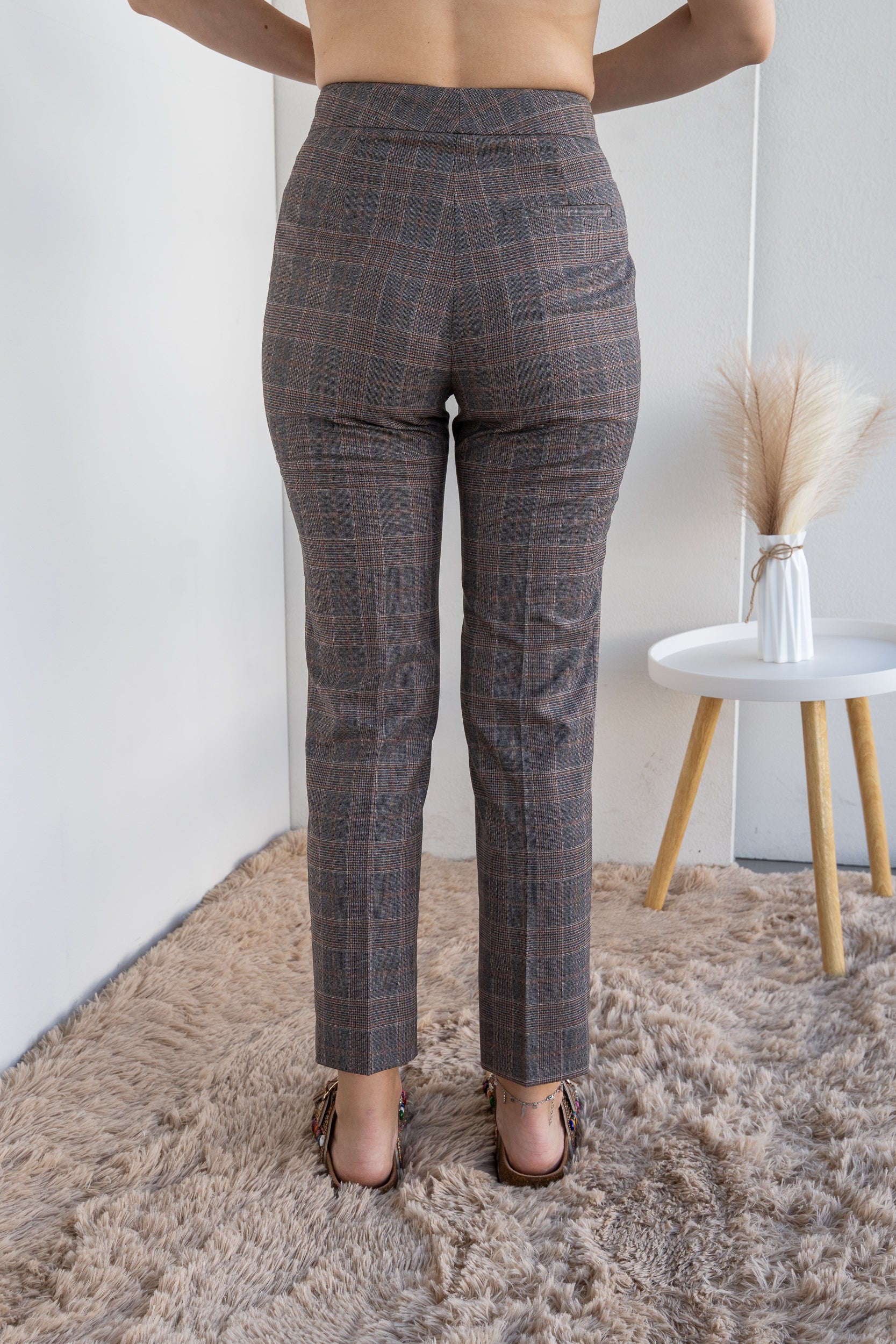 Pantalone a sigaretta