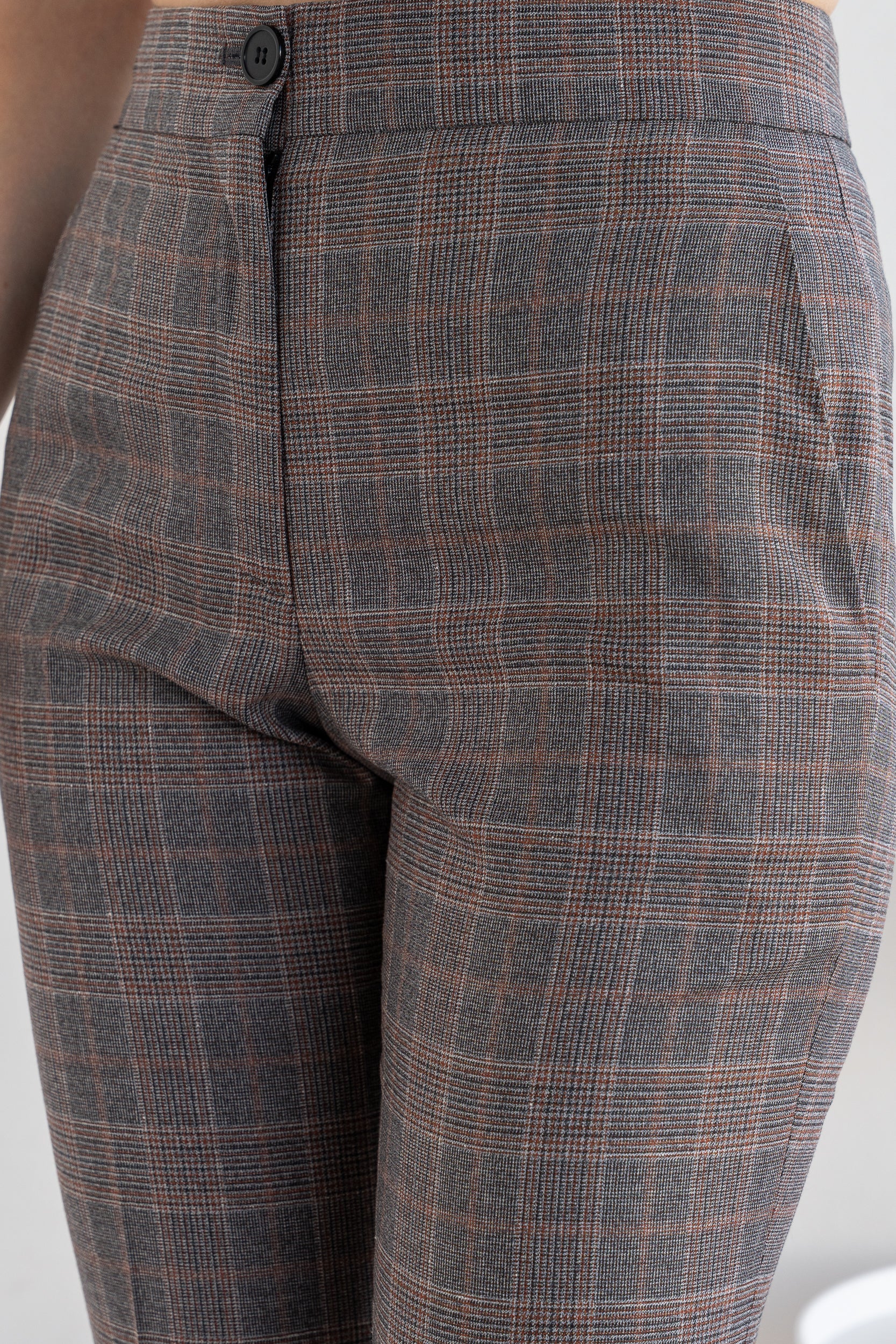 Pantalone a sigaretta