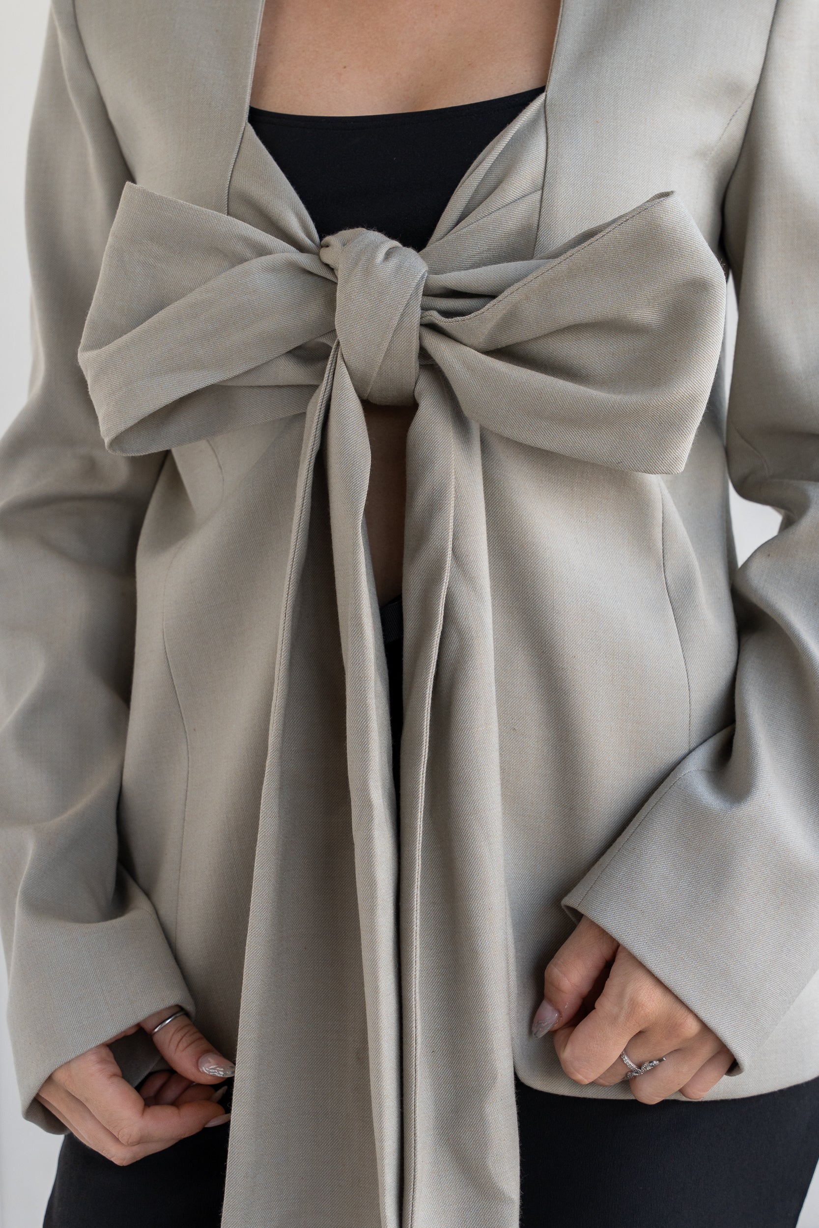 Jacket with bow