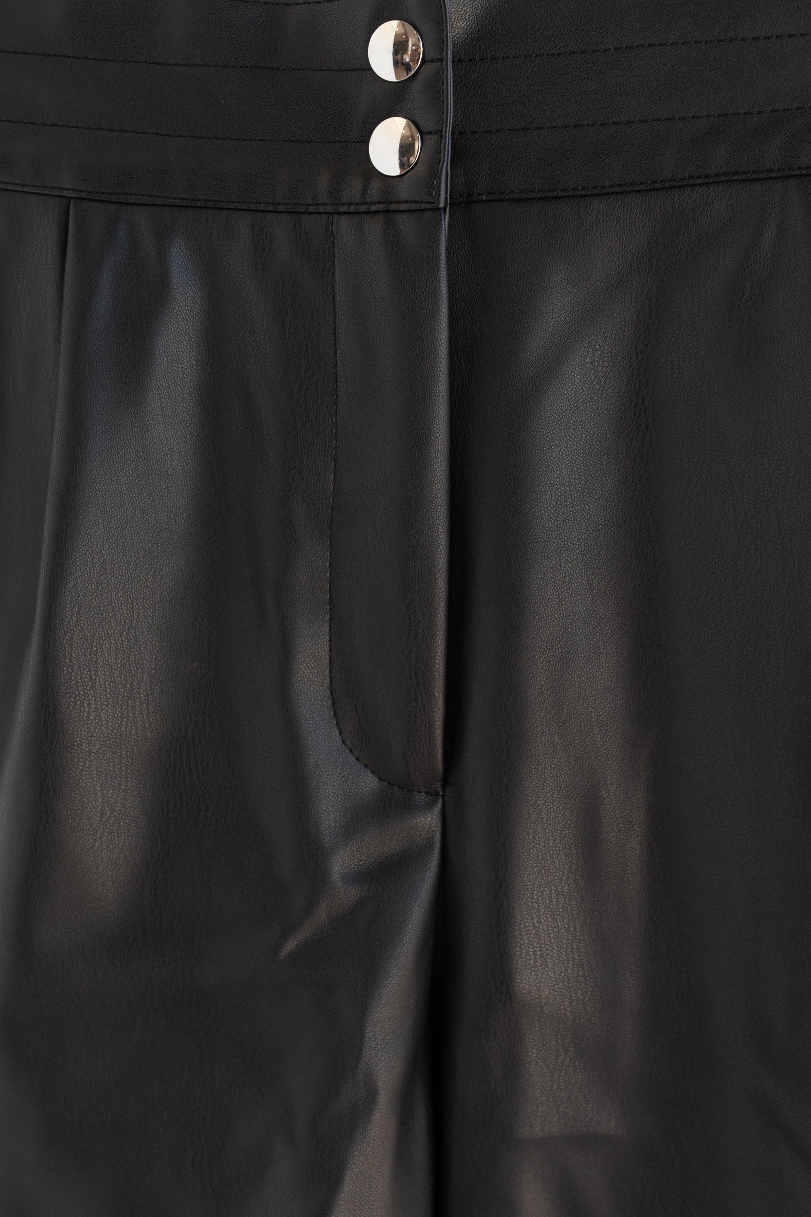 Leather Bermuda shorts