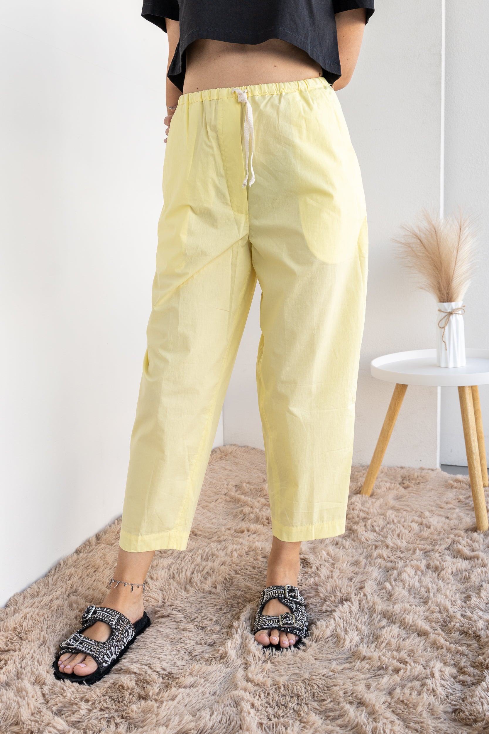 Pantalone con laccio