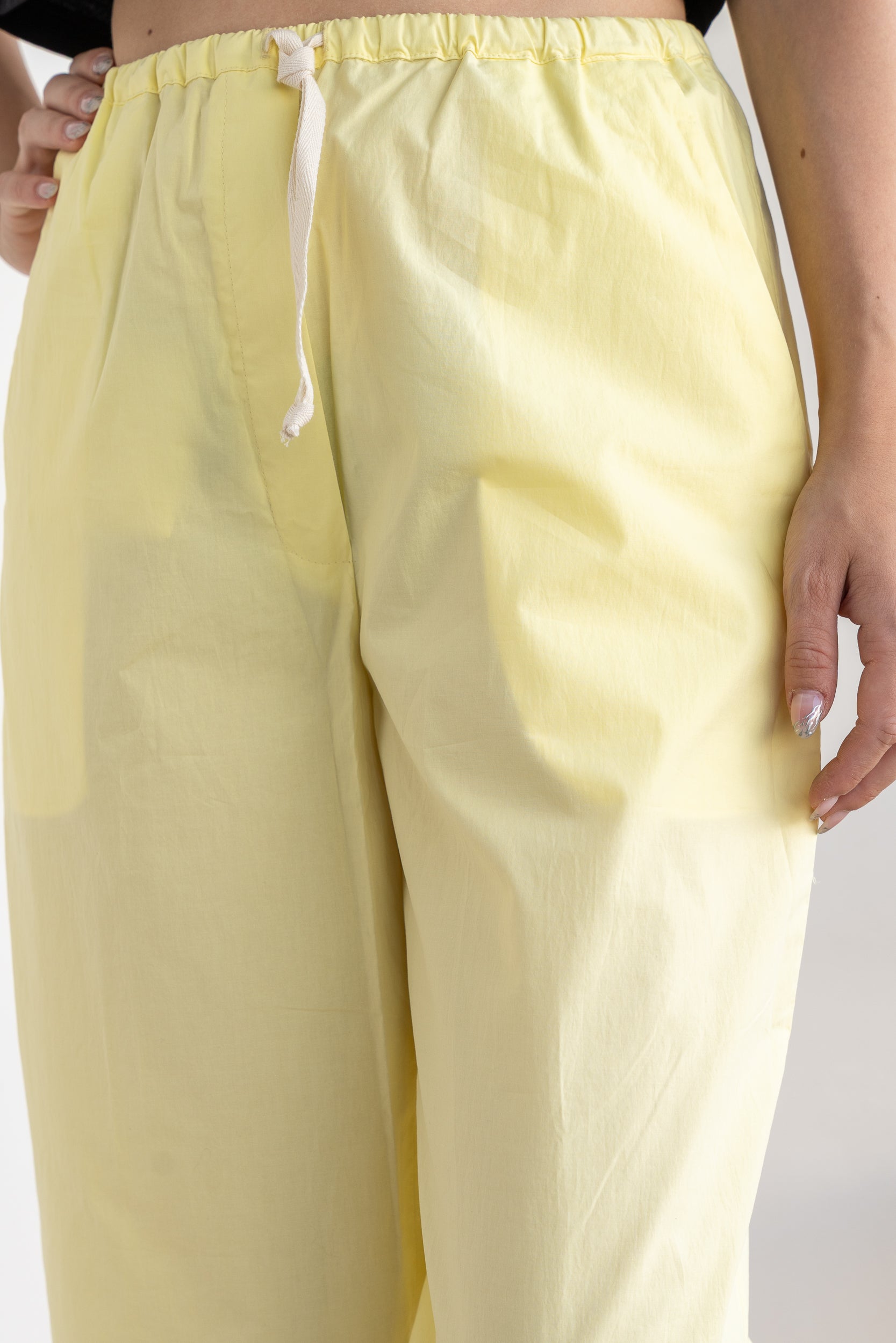Pantalone con laccio