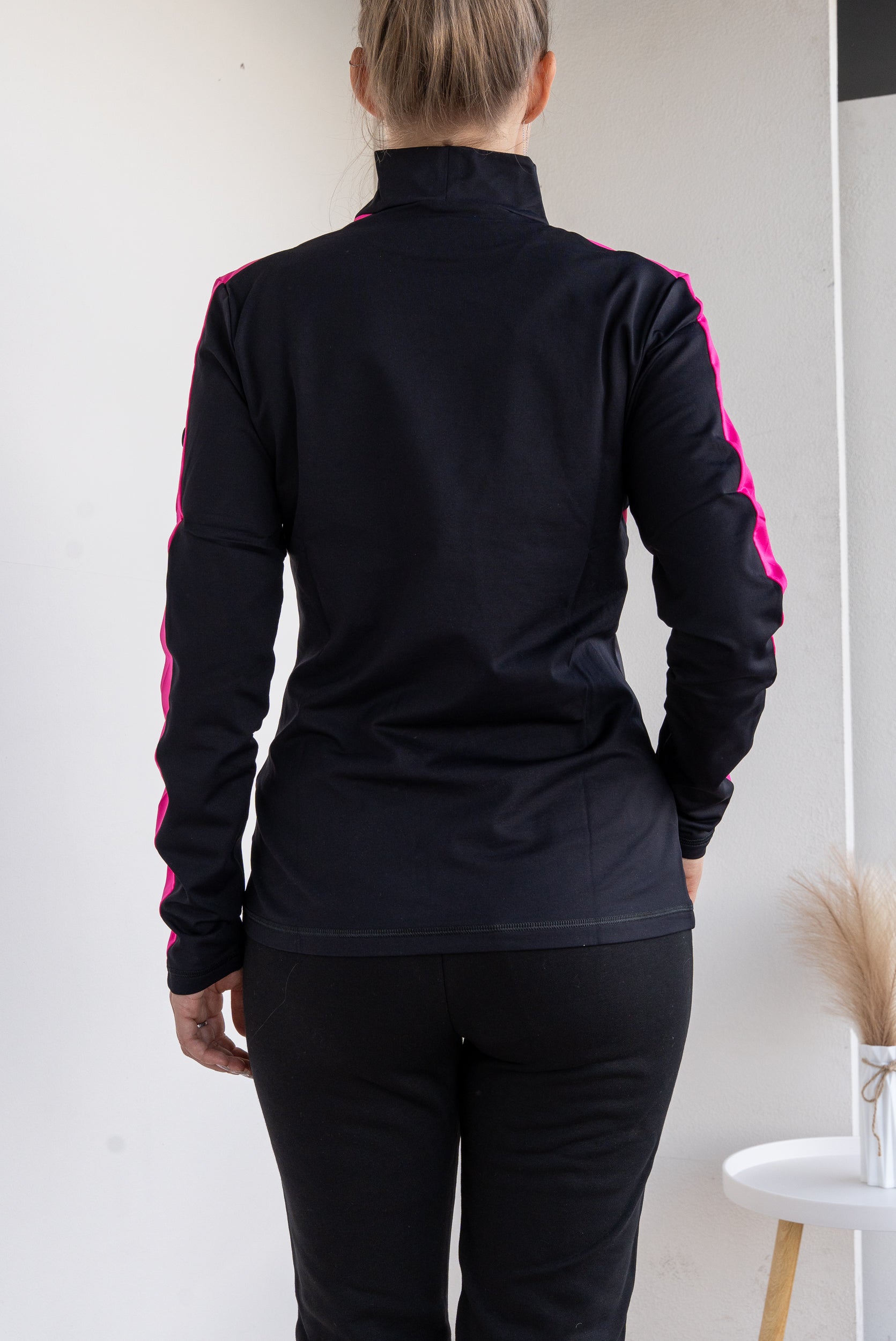 Sports shirt