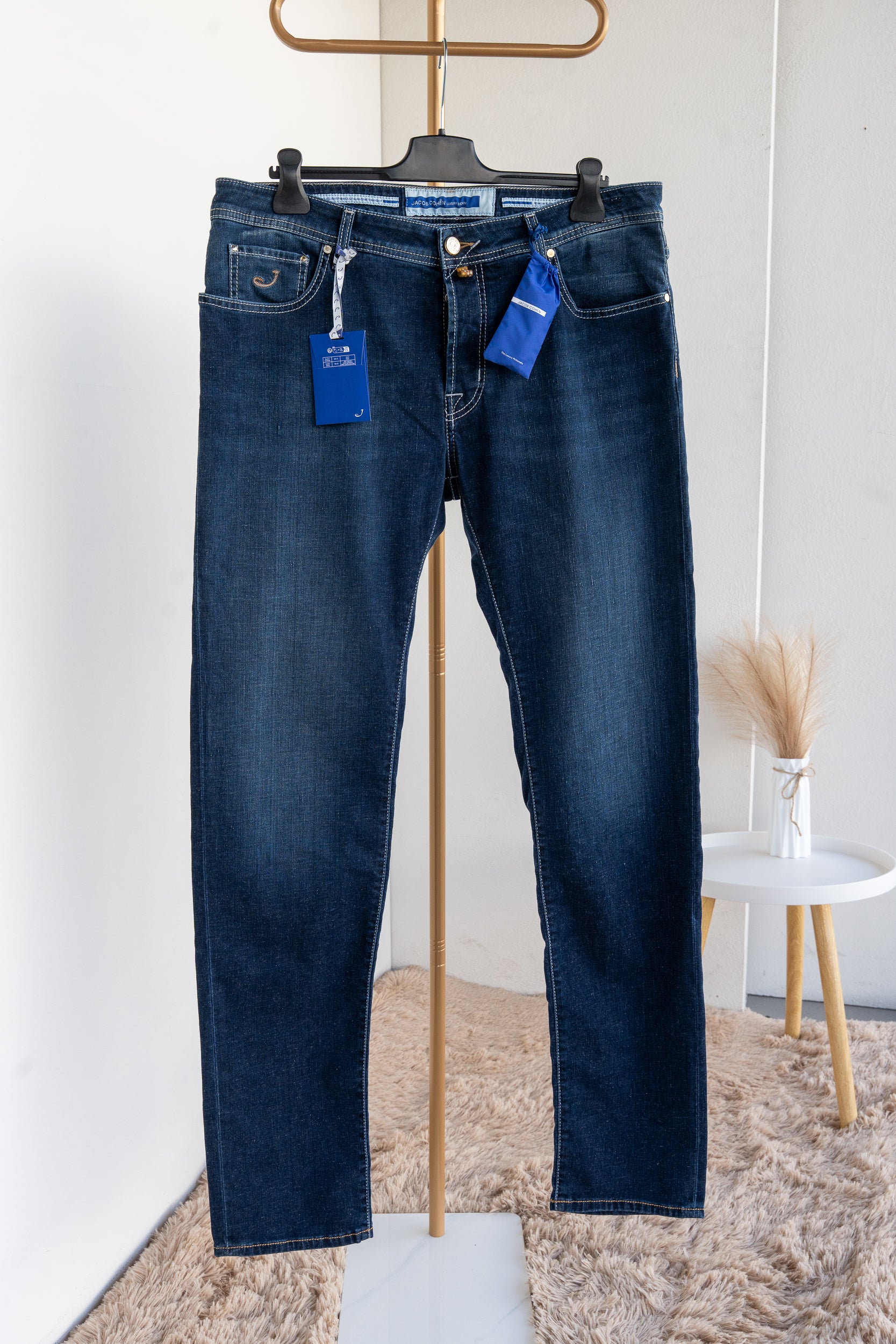 Slim fit jeans