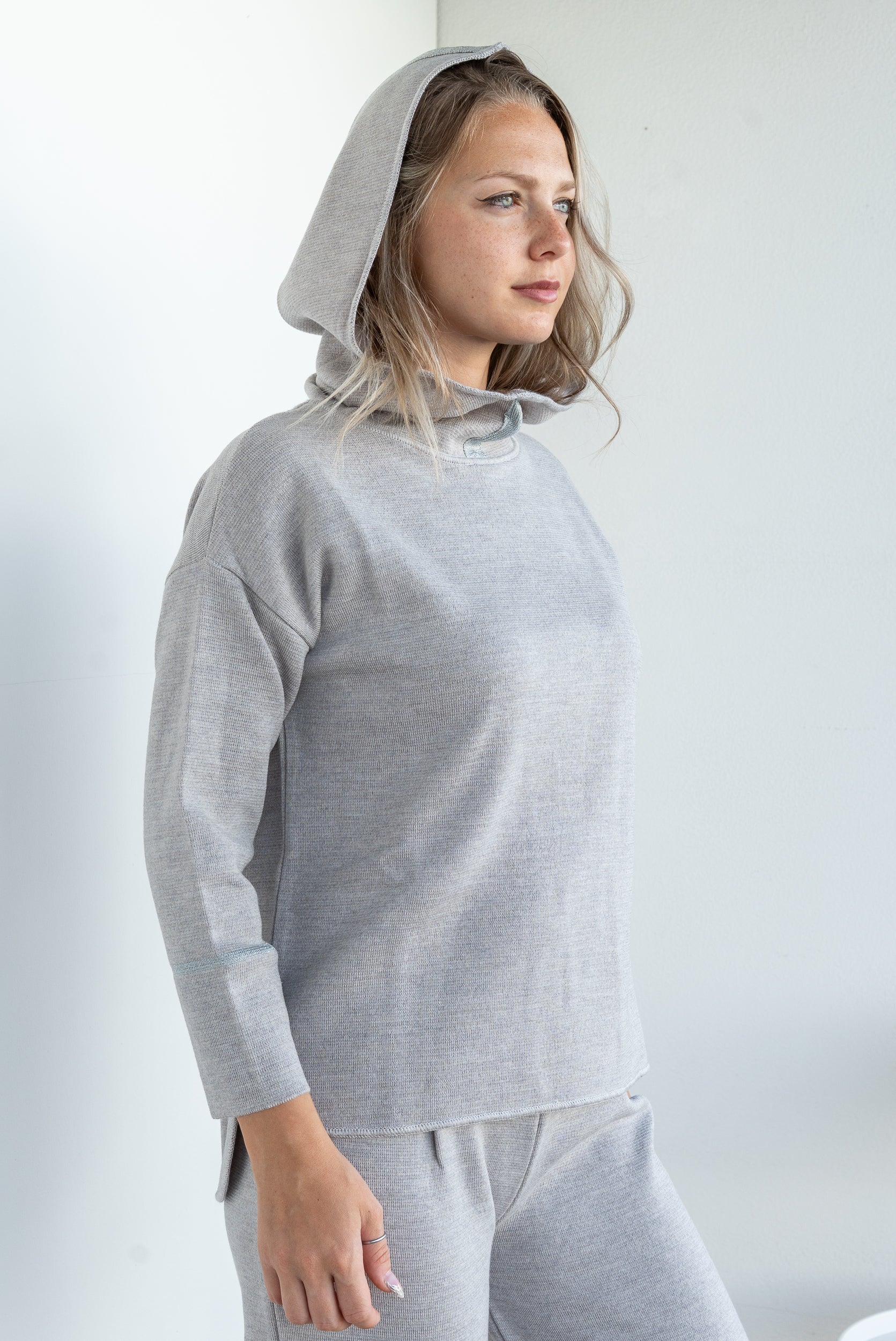 Knitted sweatshirt