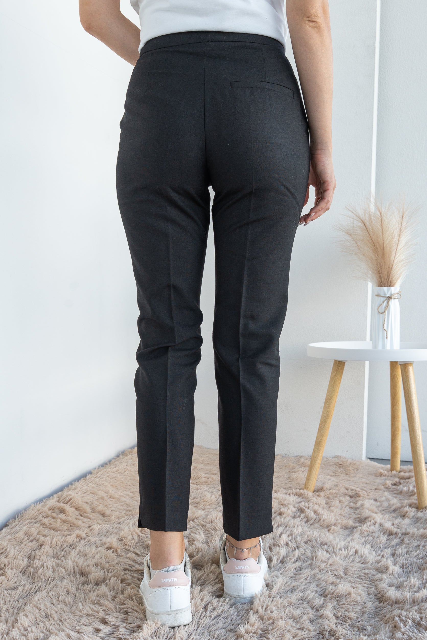 Pantalone a sigaretta
