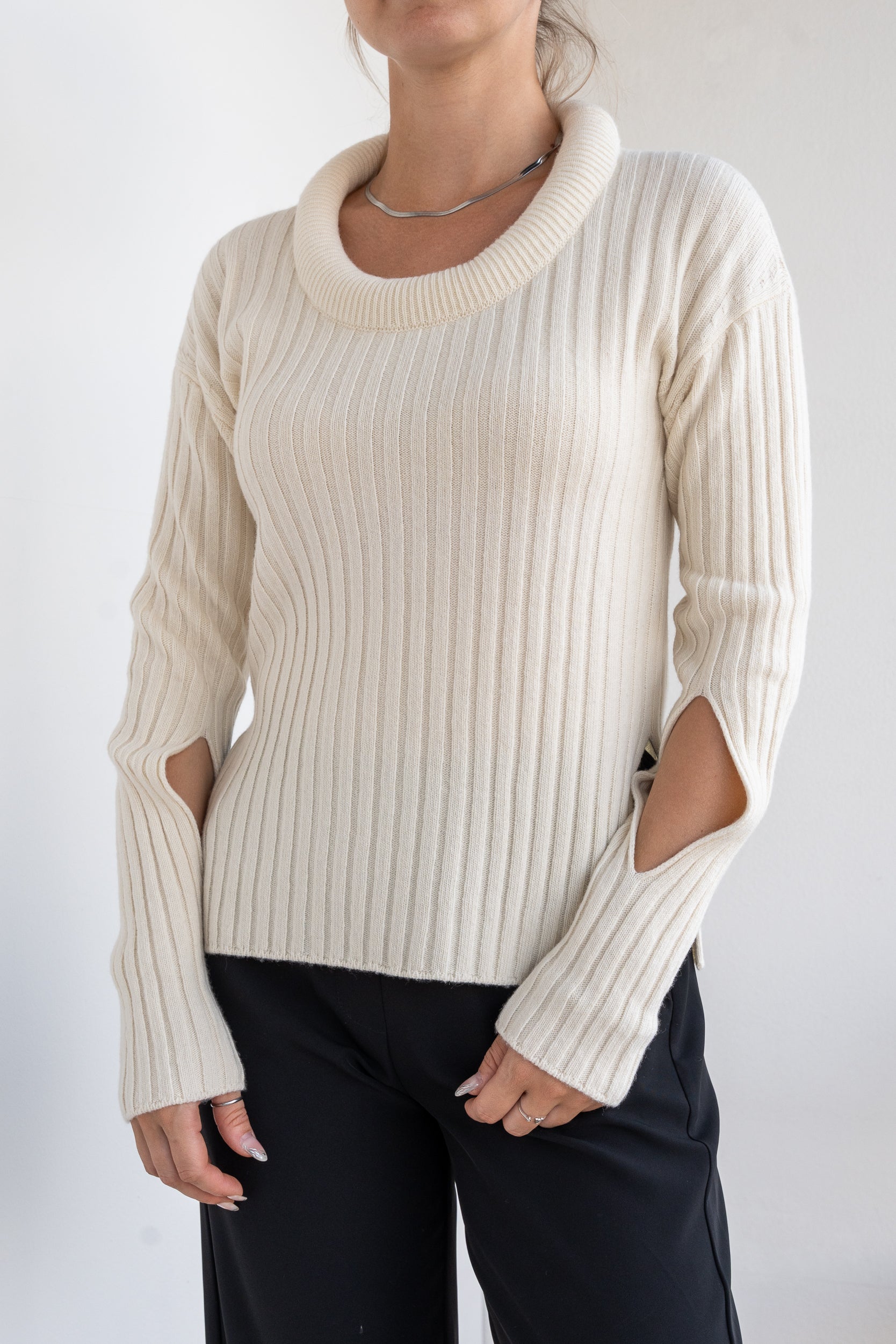 Maglia con collo a ciambella