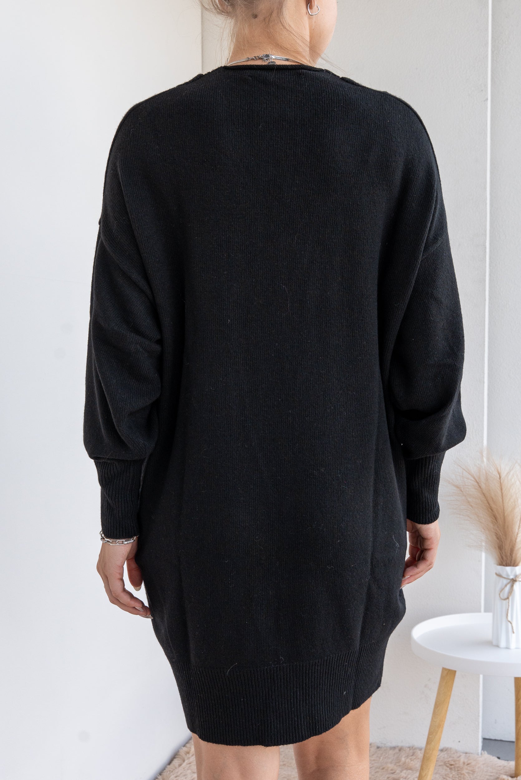 Short knitted dress