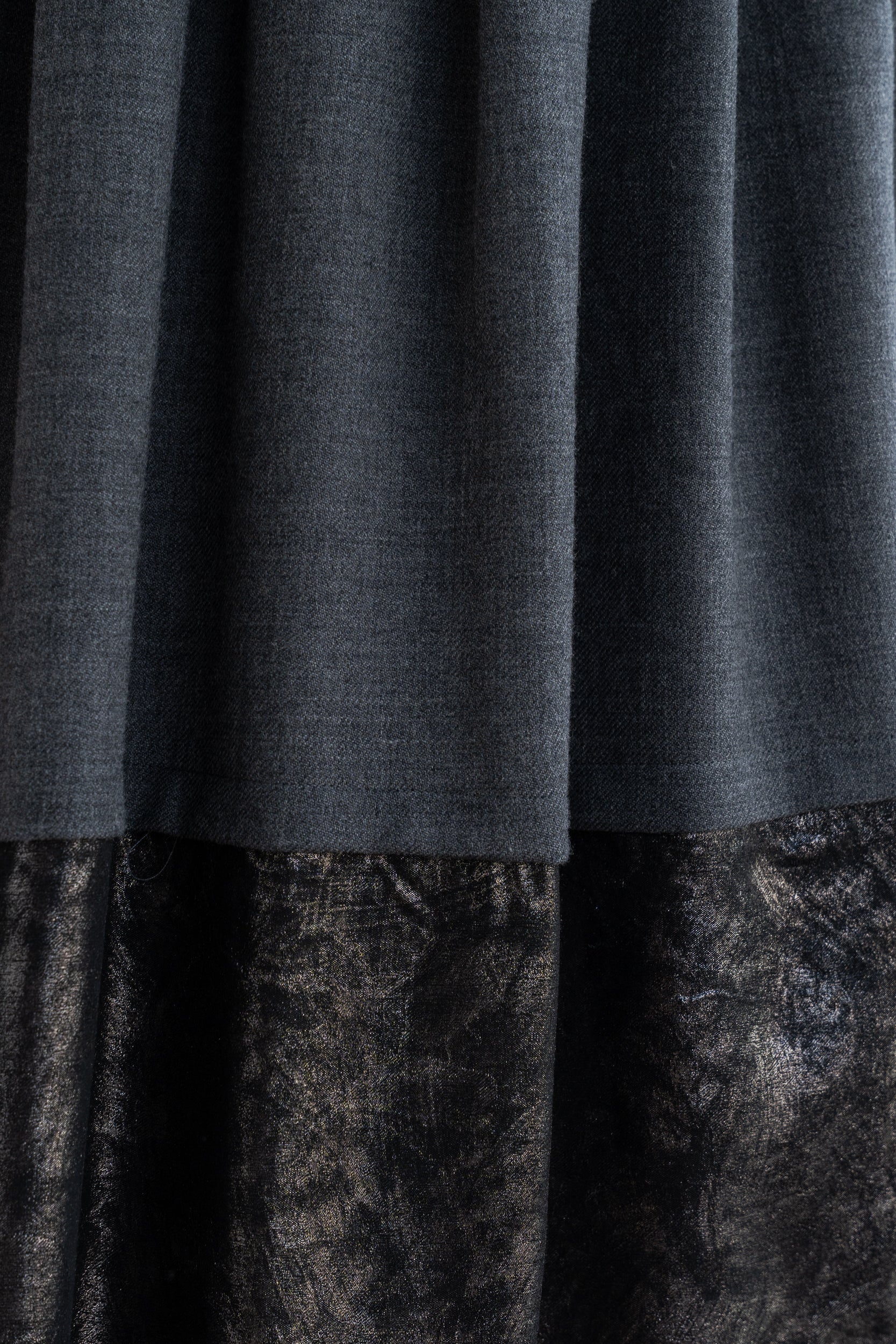 Double fabric skirt