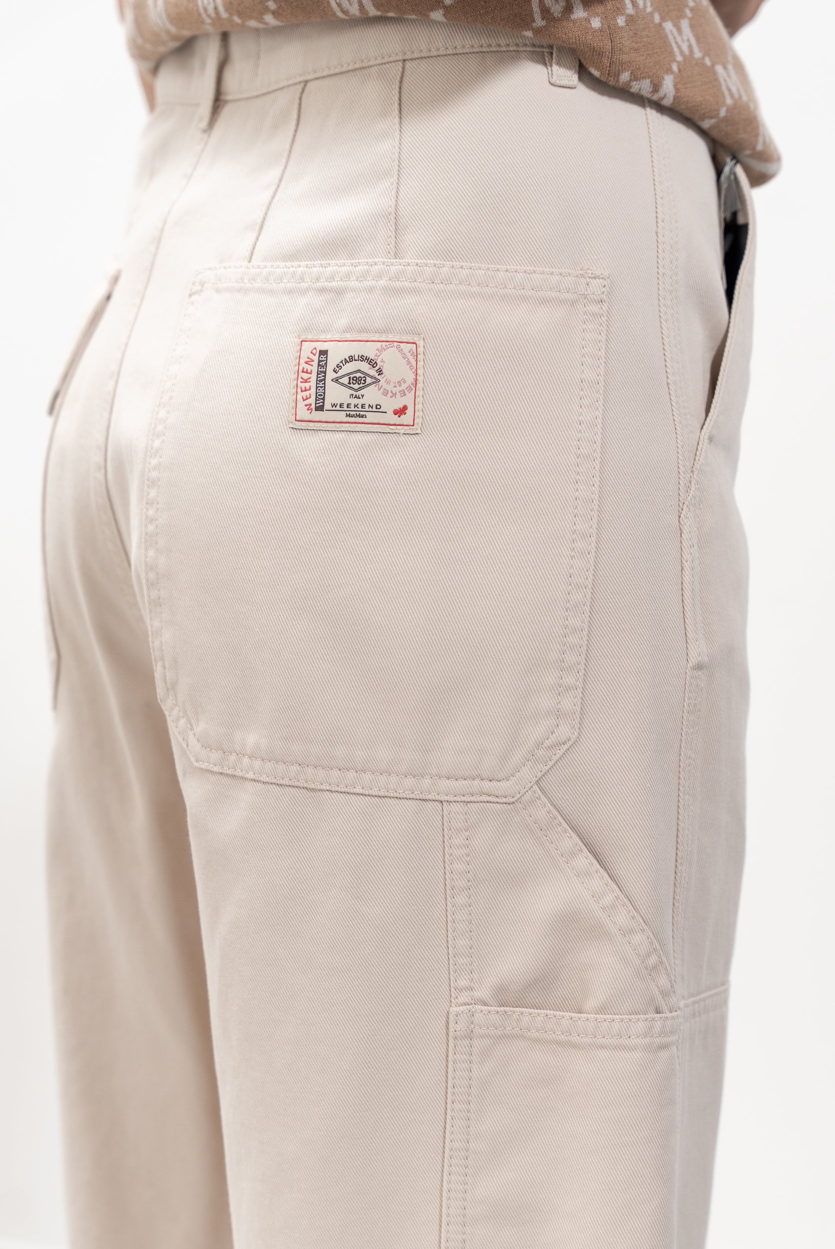 Pantalone caronte