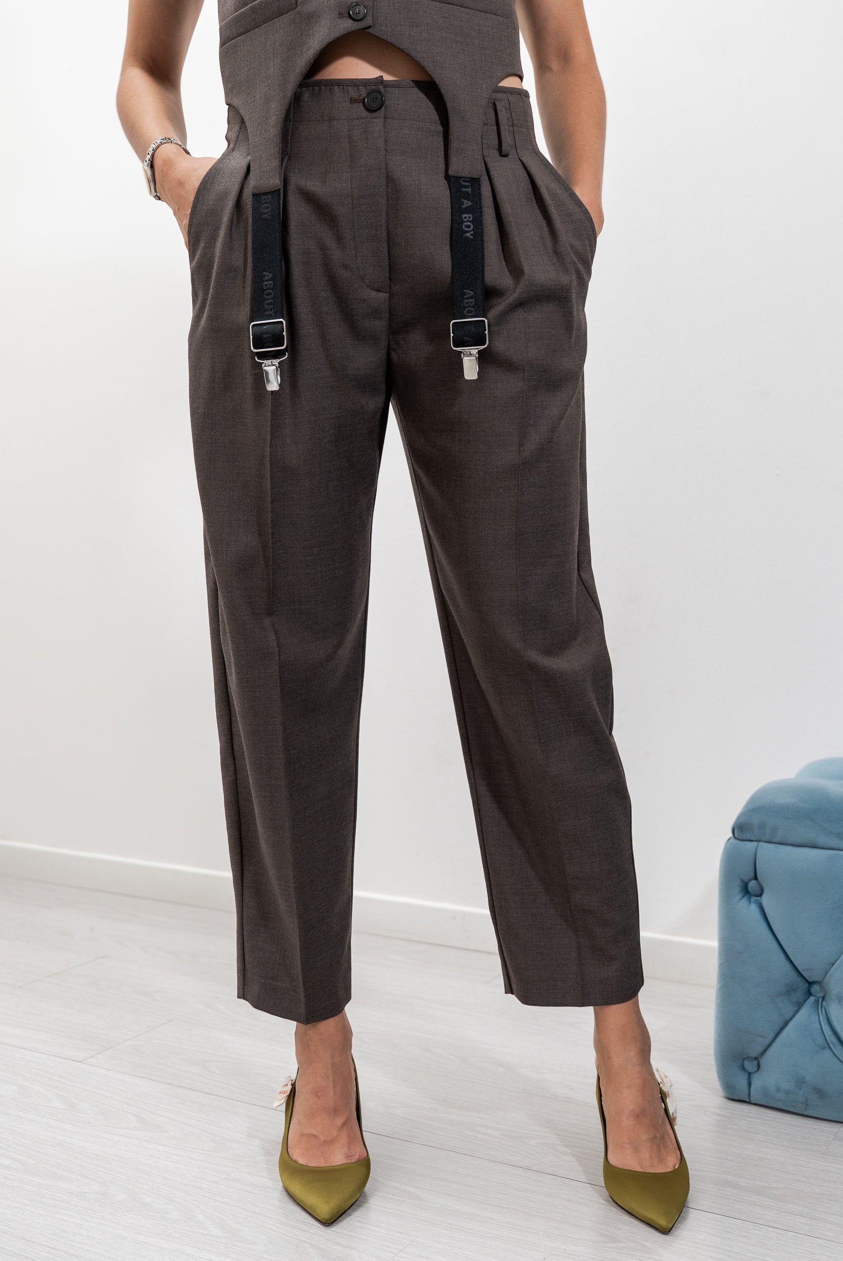 Pantalone con pences