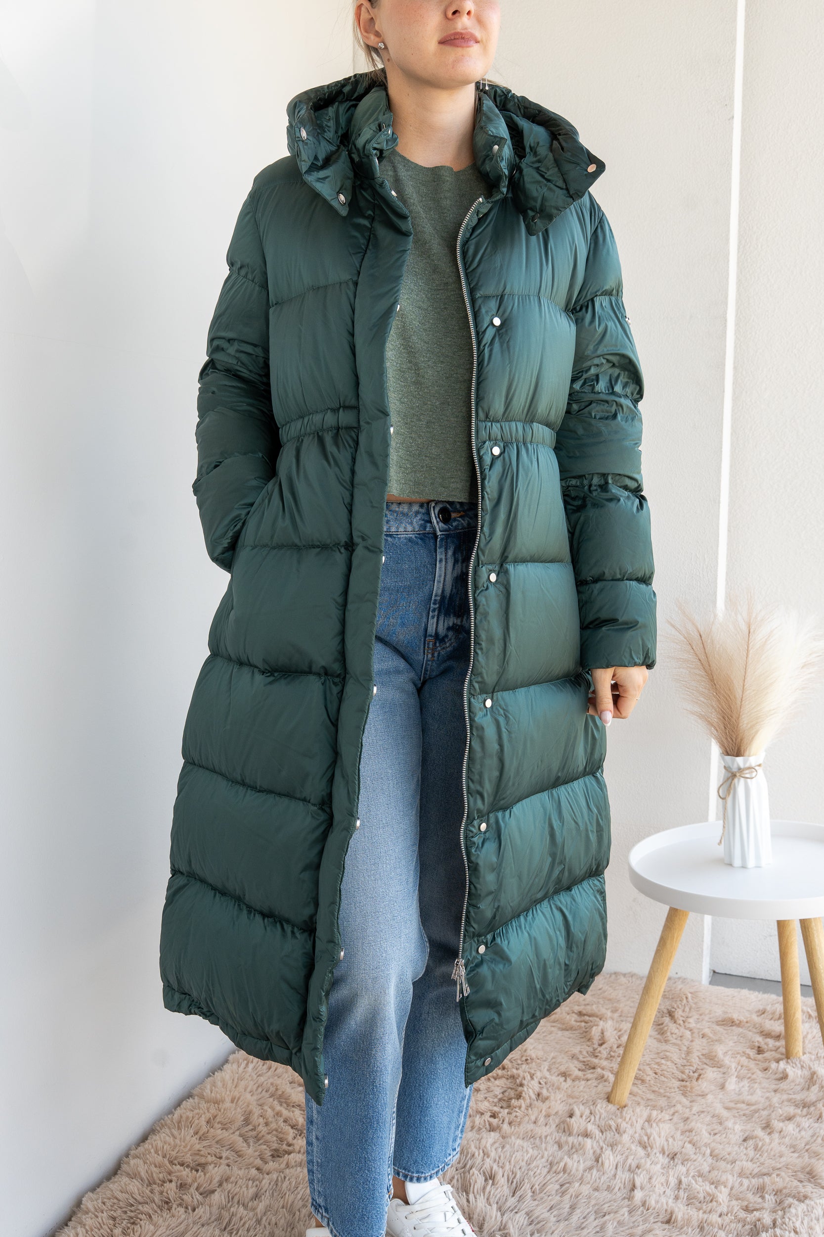Long down jacket with suspenders