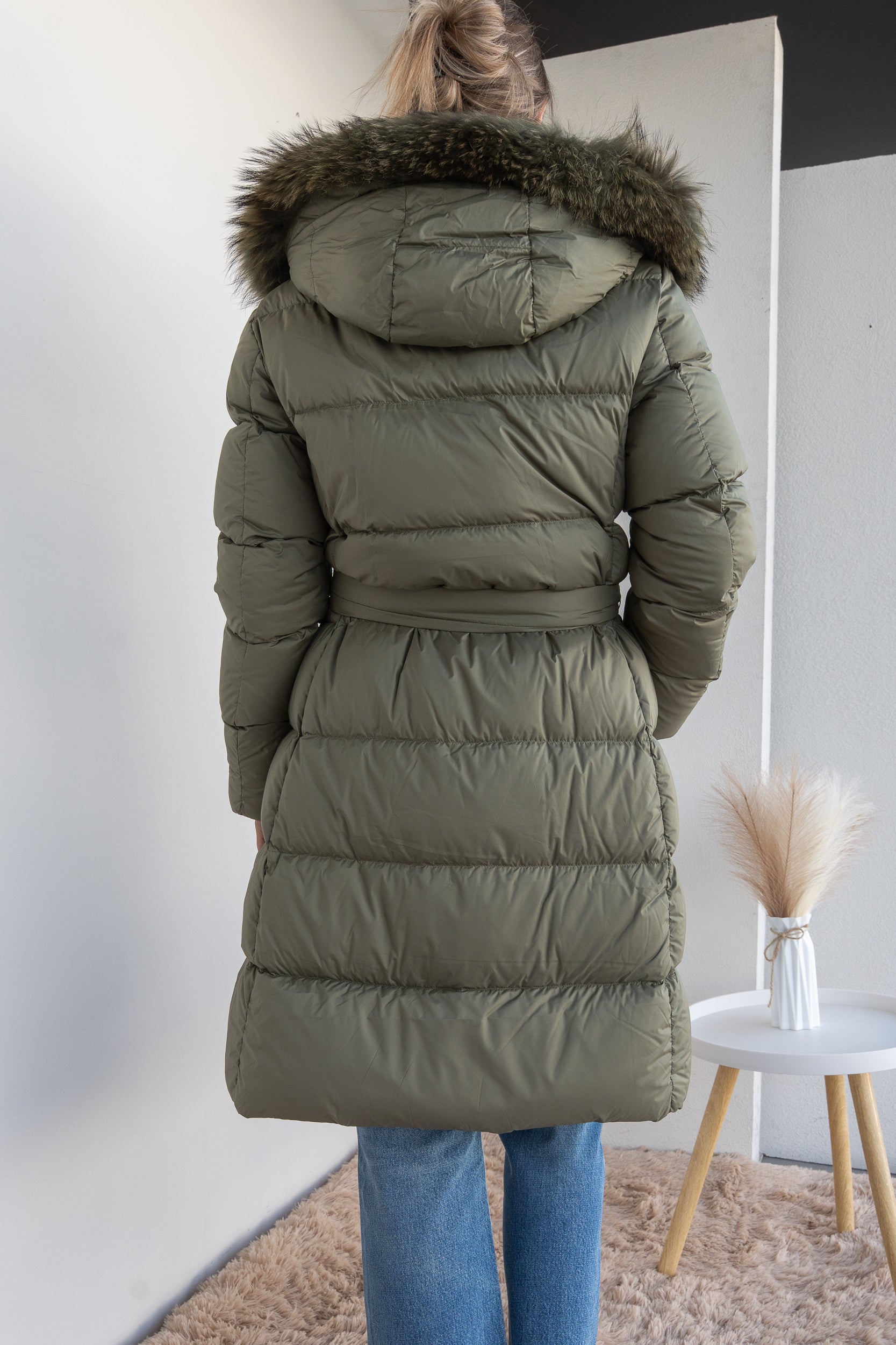 Longuette down jacket with belt