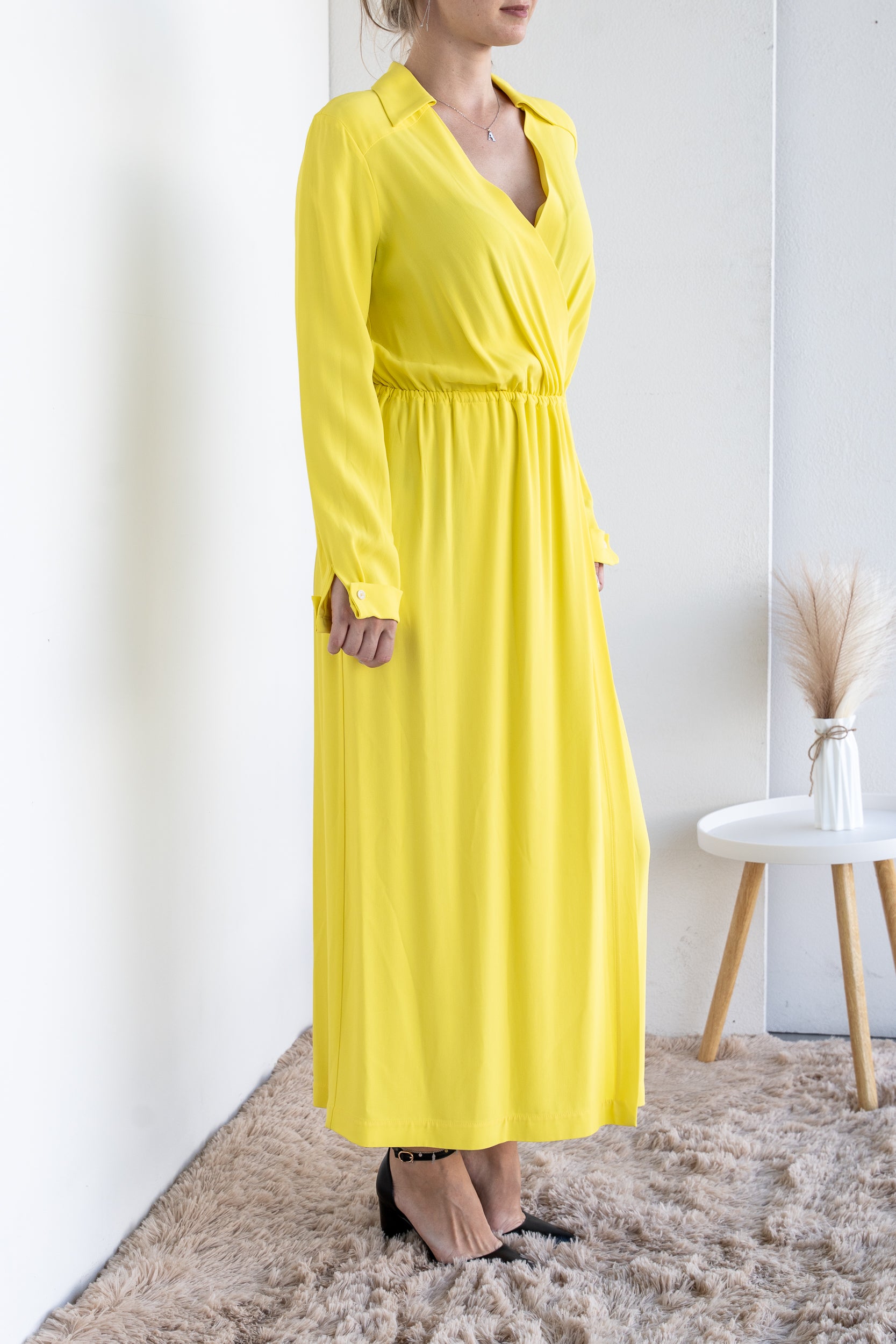 Long dress with slit