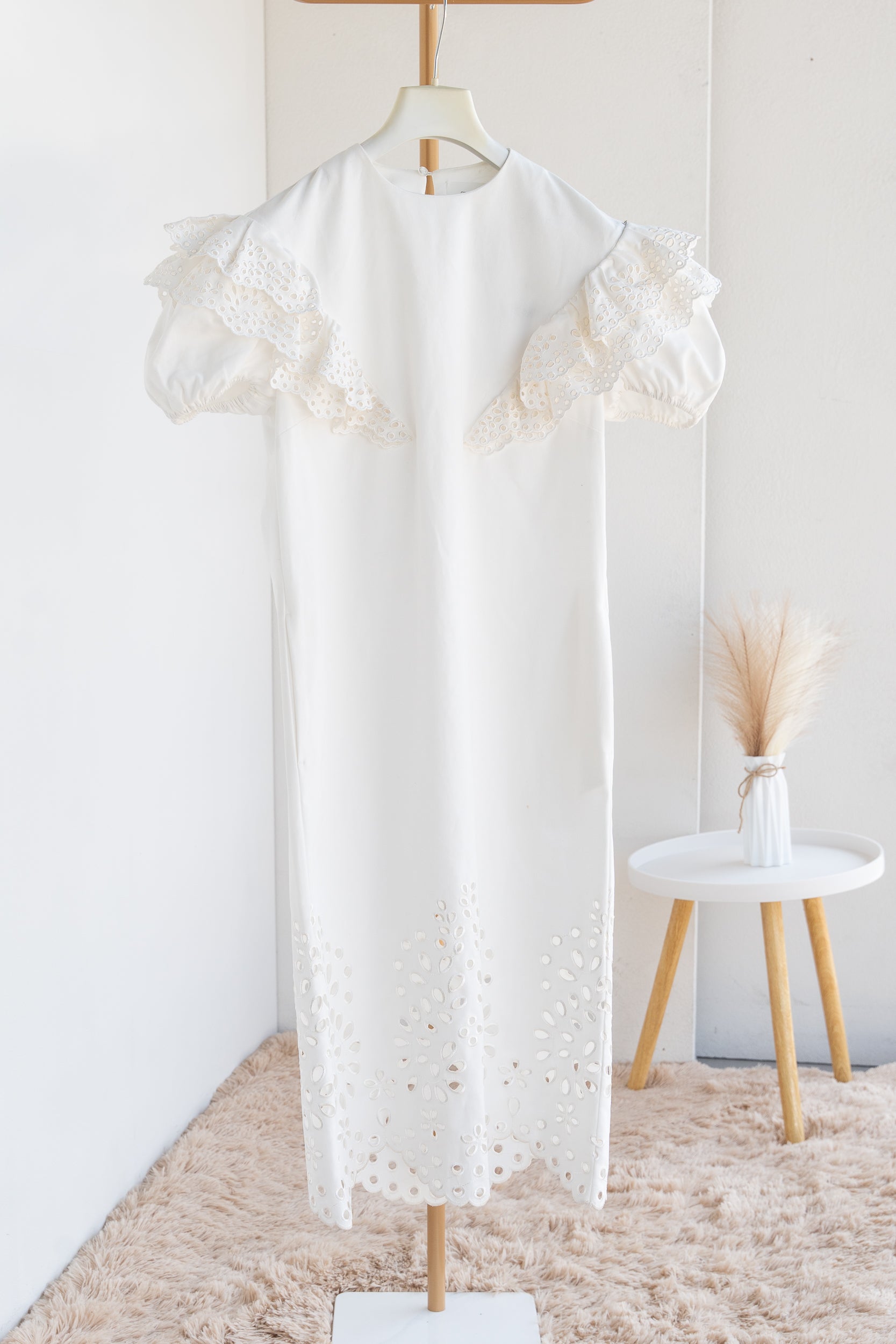 Dress with ruffles