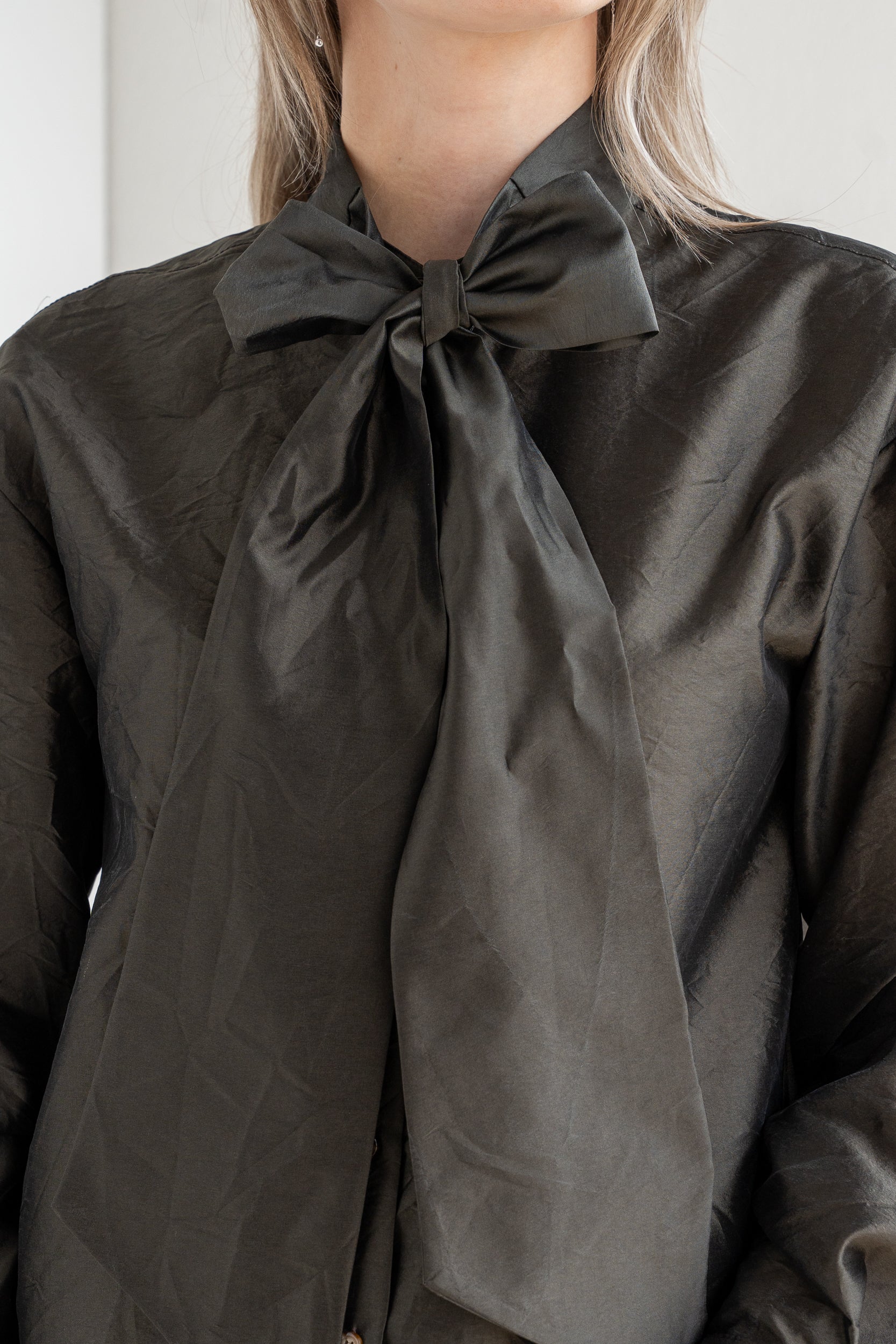 Camicia con fiocco