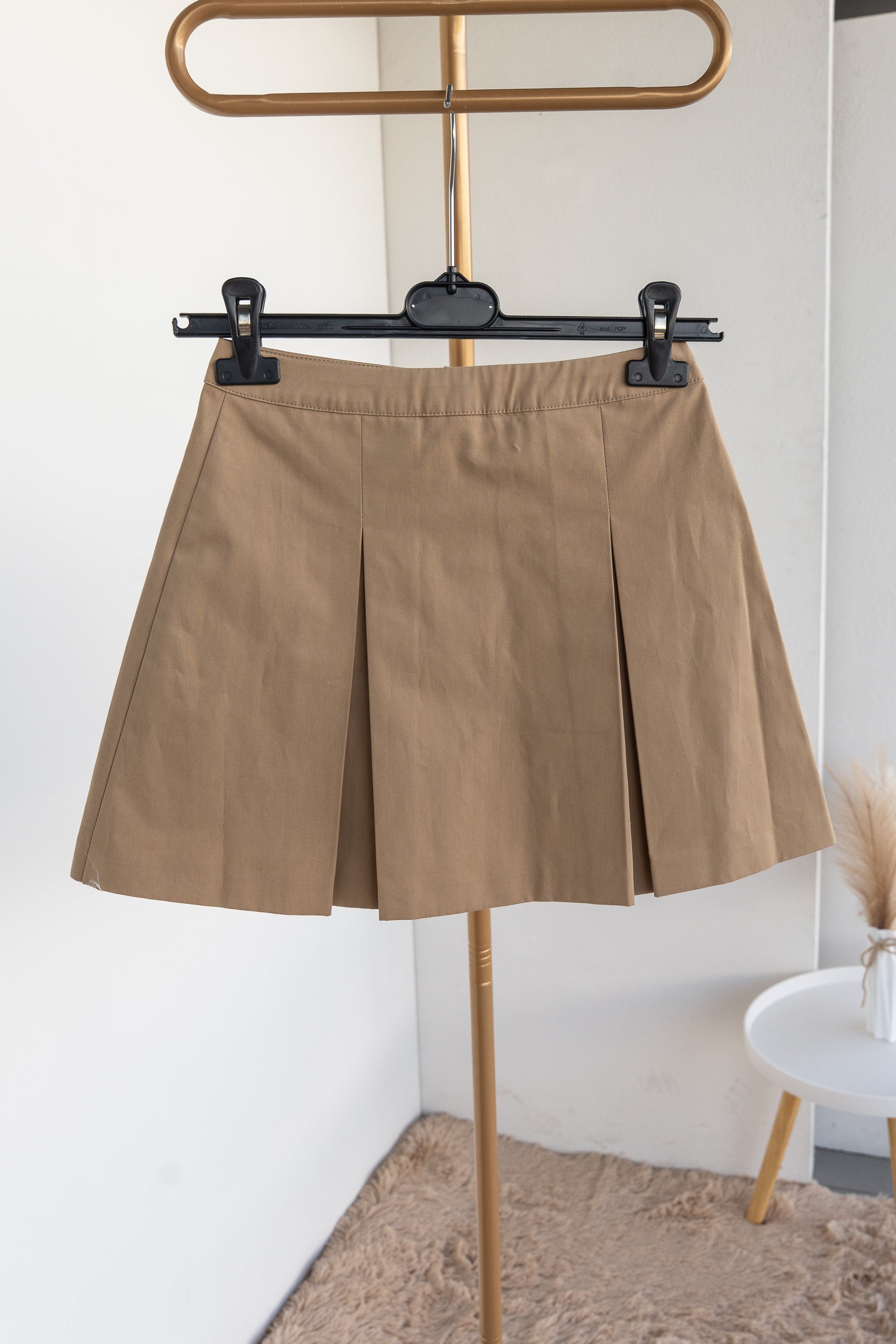 Short skirt