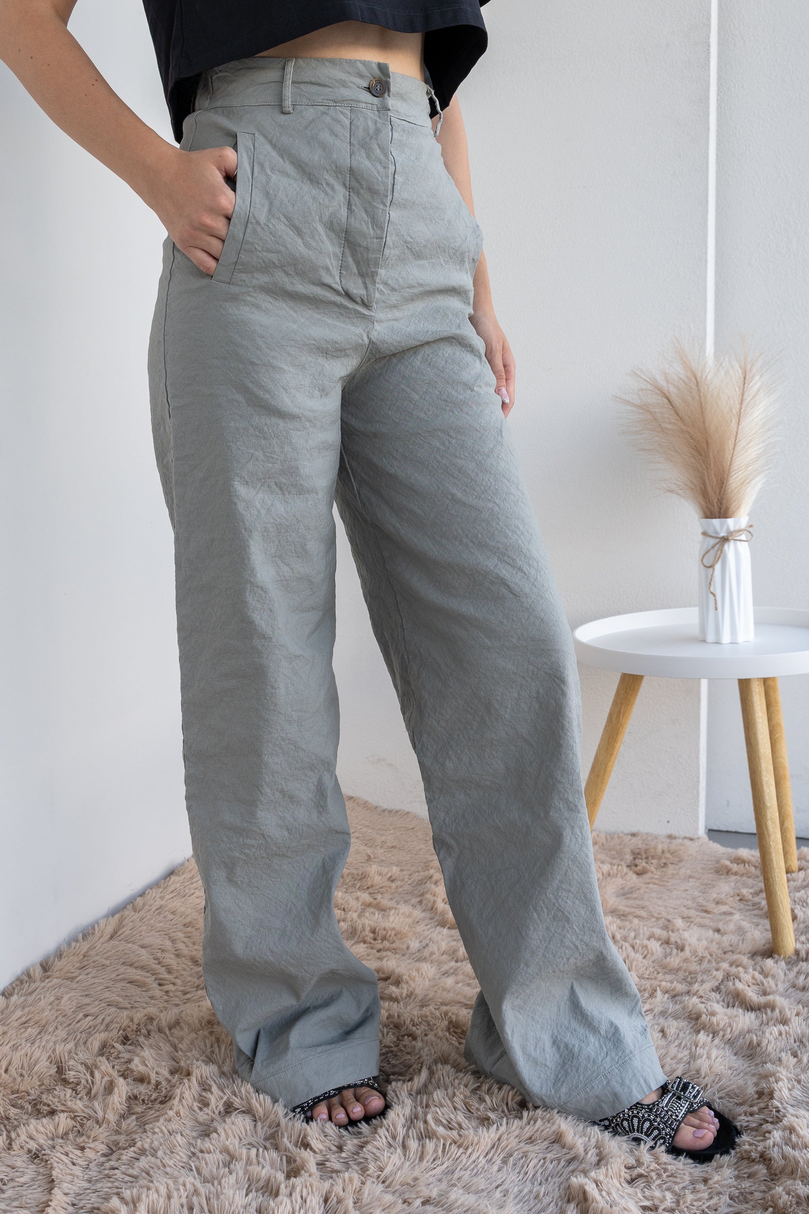 Pantalone effetto stropicciato