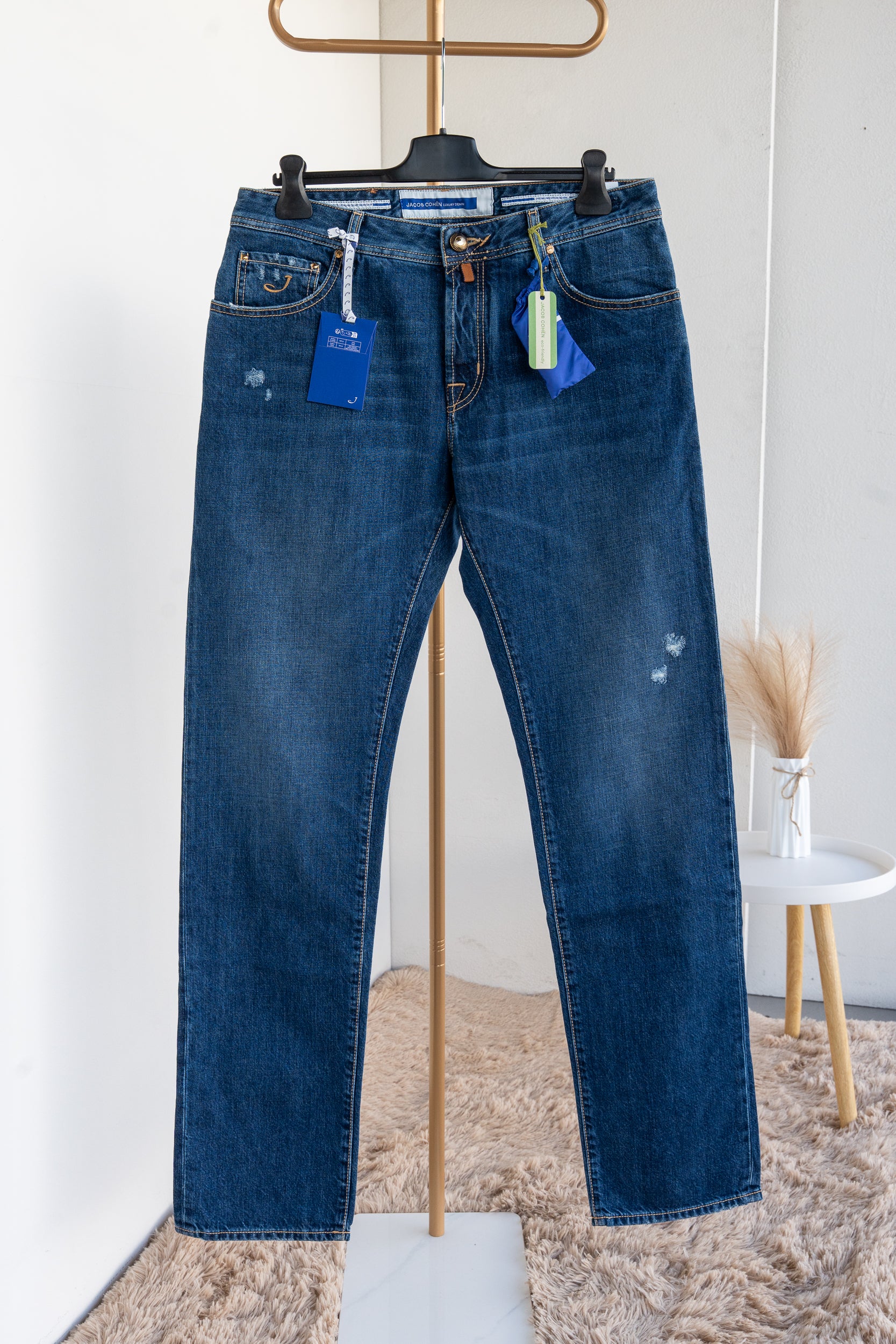Ripped jeans