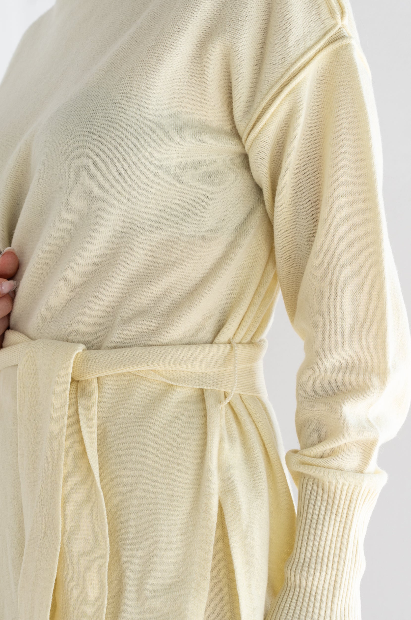 Sweater with belt