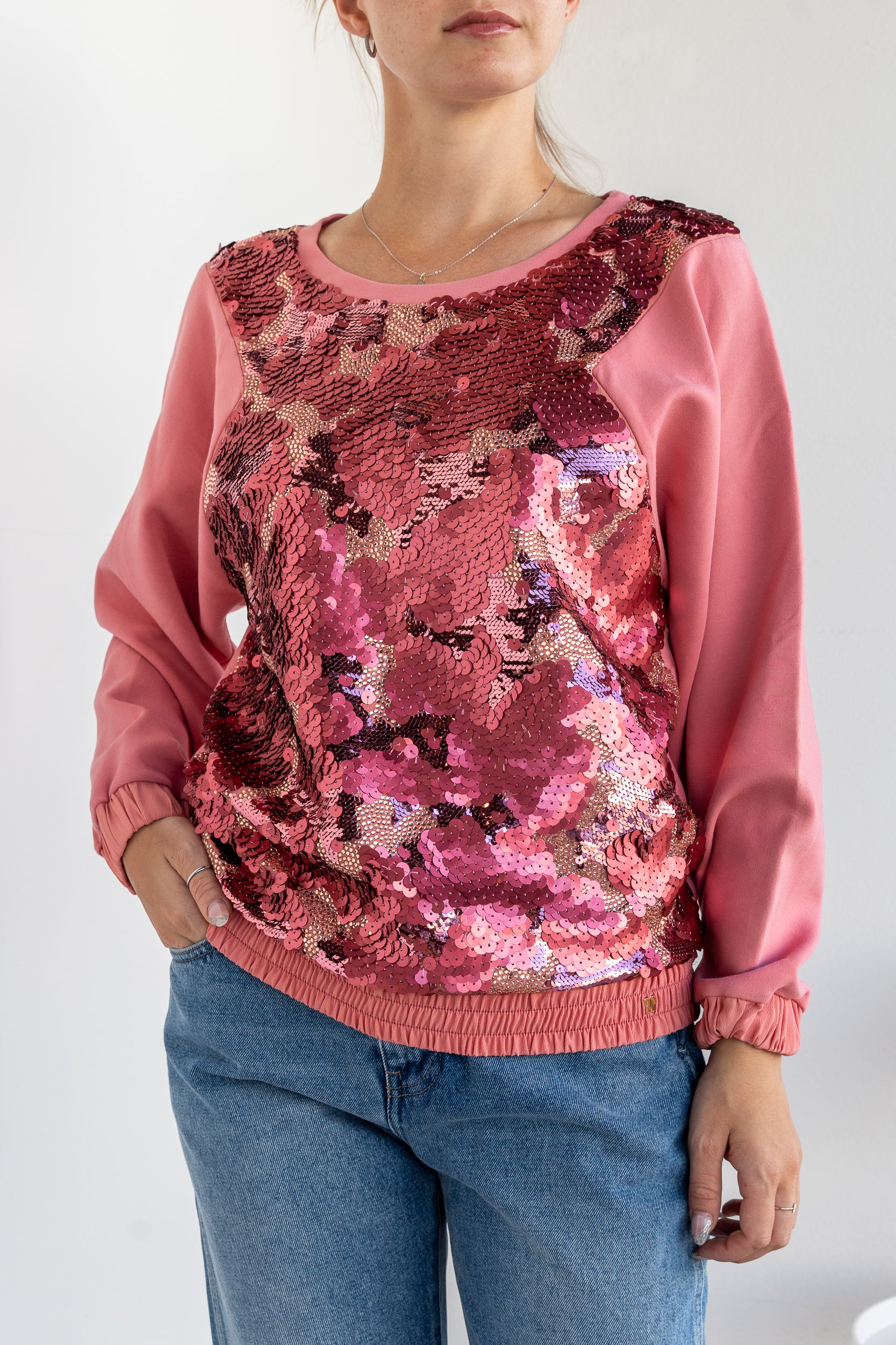 Felpa con paillettes