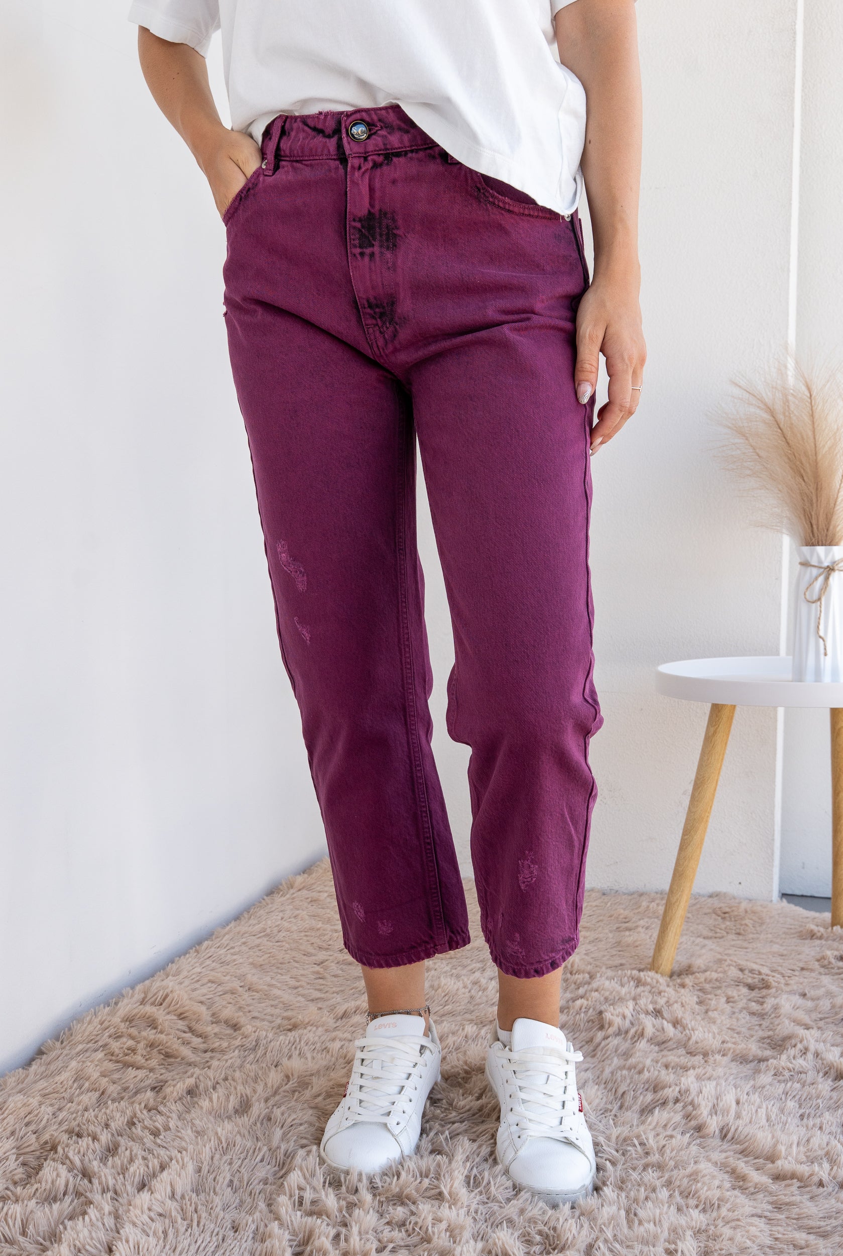 Slim-fit jeans