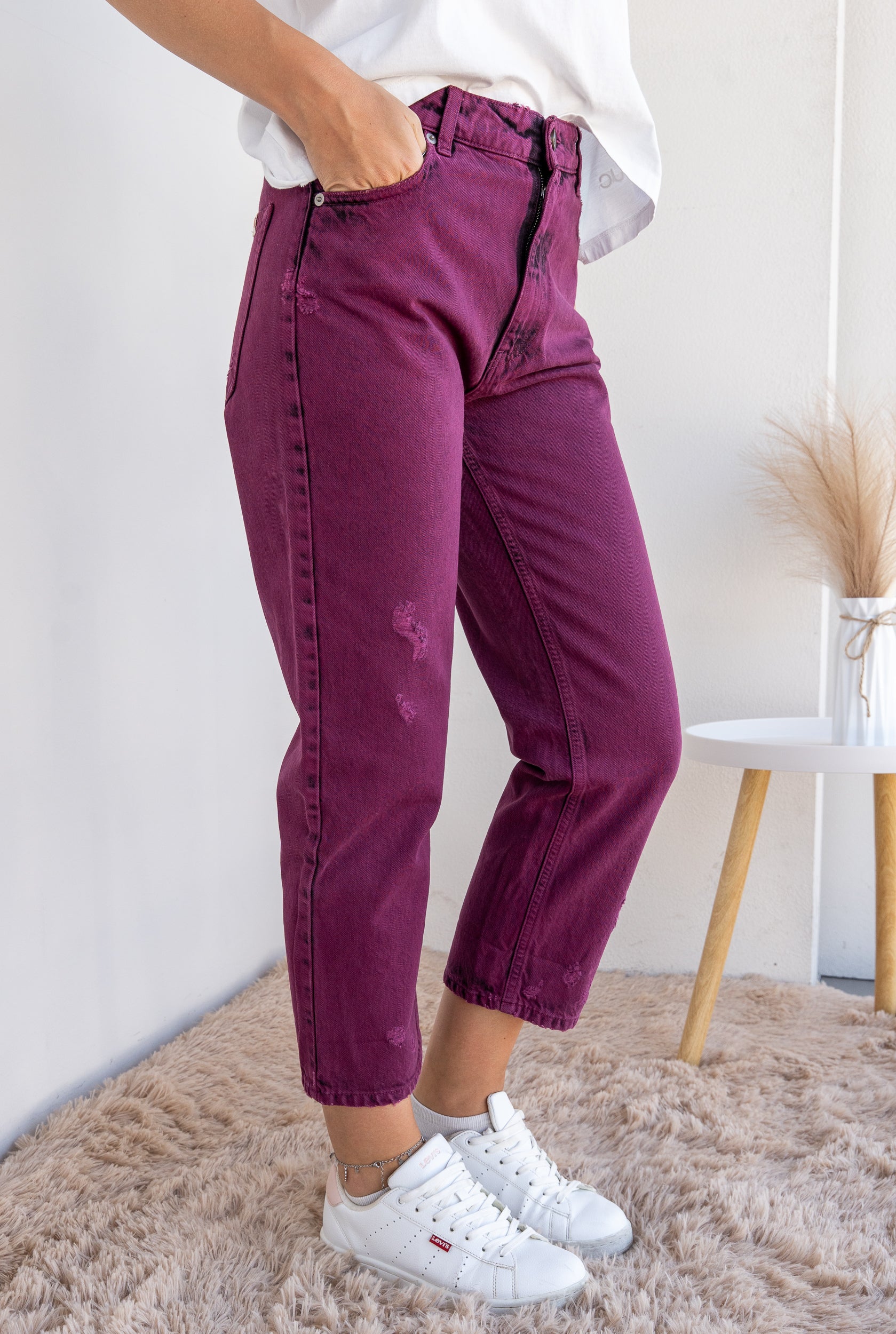 Slim-fit jeans