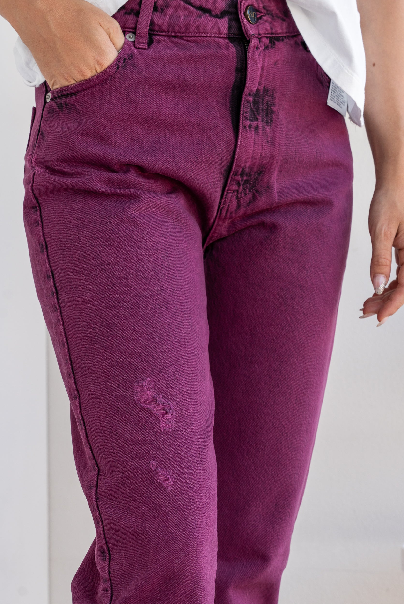 Slim-fit jeans
