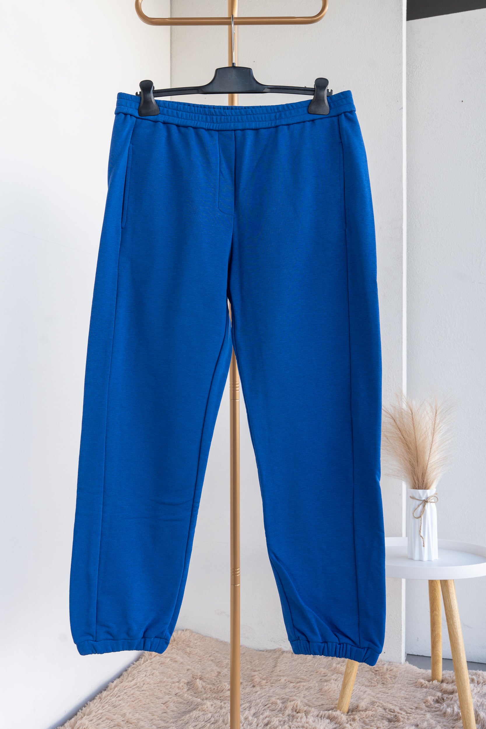 Sports trousers