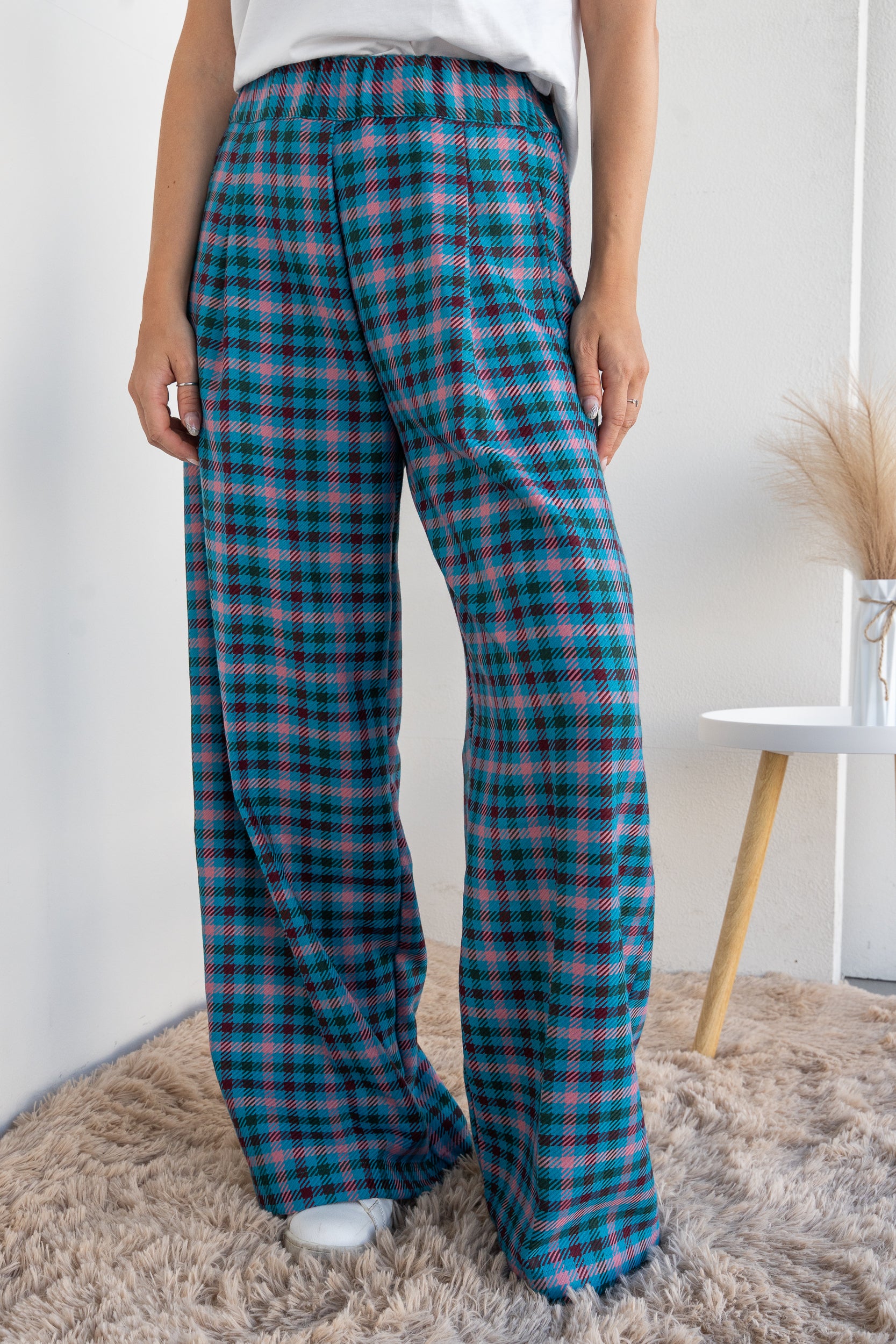 Wide trousers