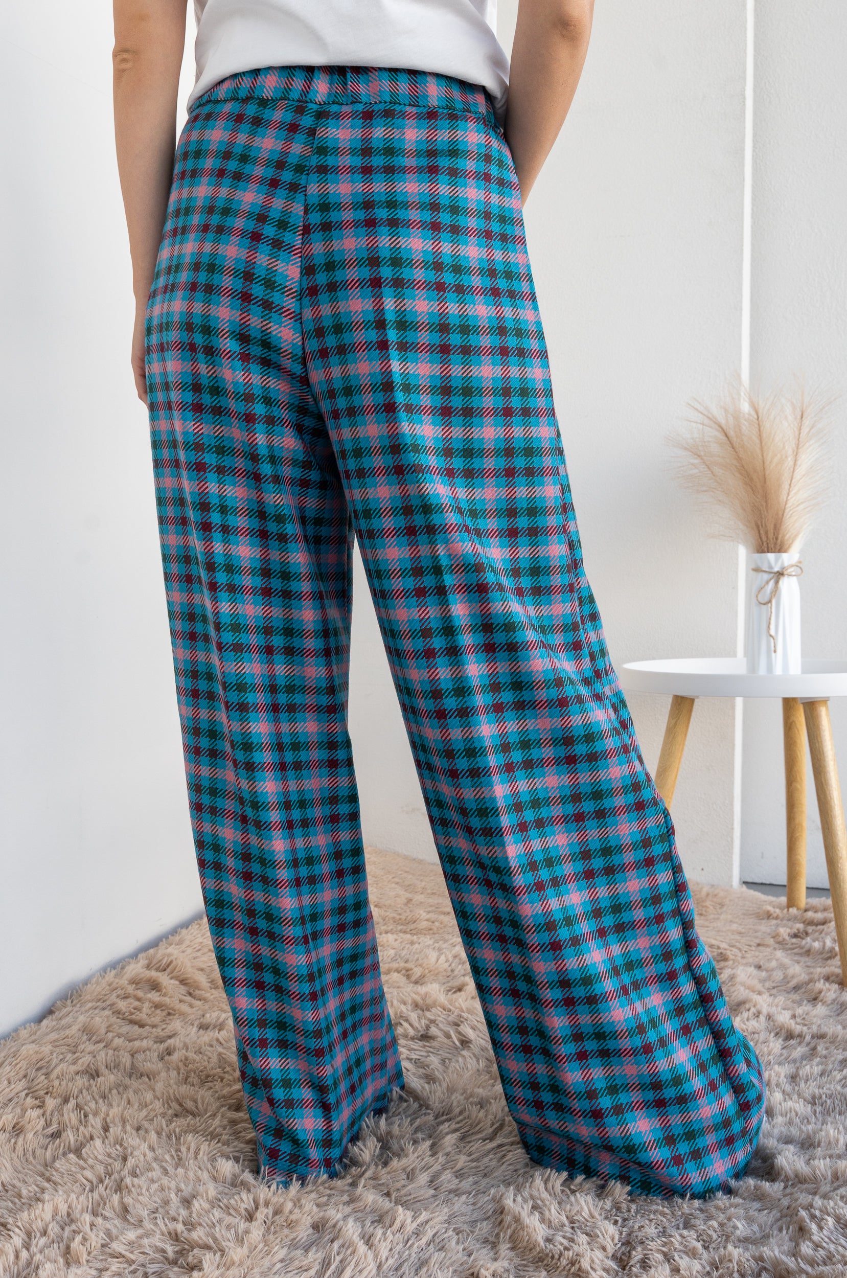 Wide trousers
