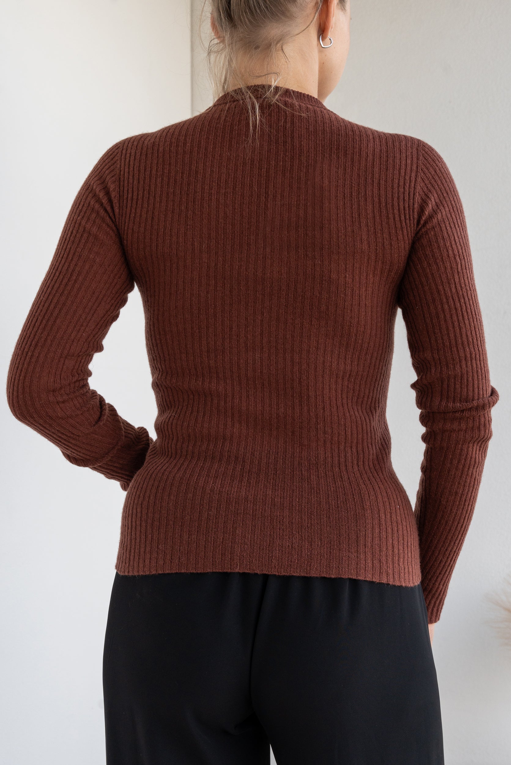 Ribbed sweater
