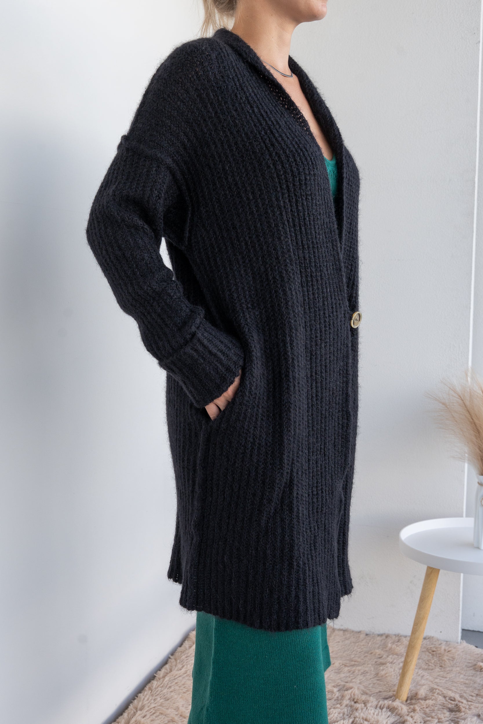 Long knitted cardigan
