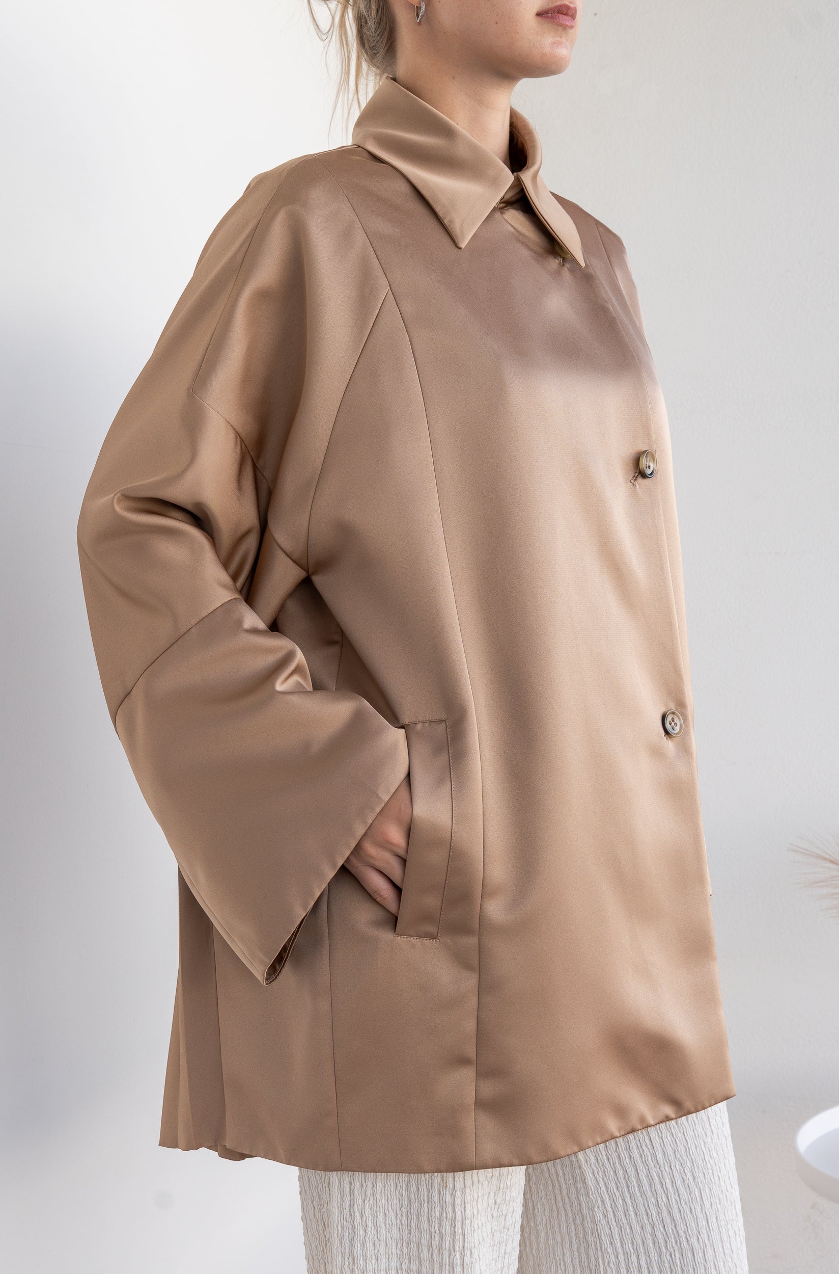 Pleated jacket