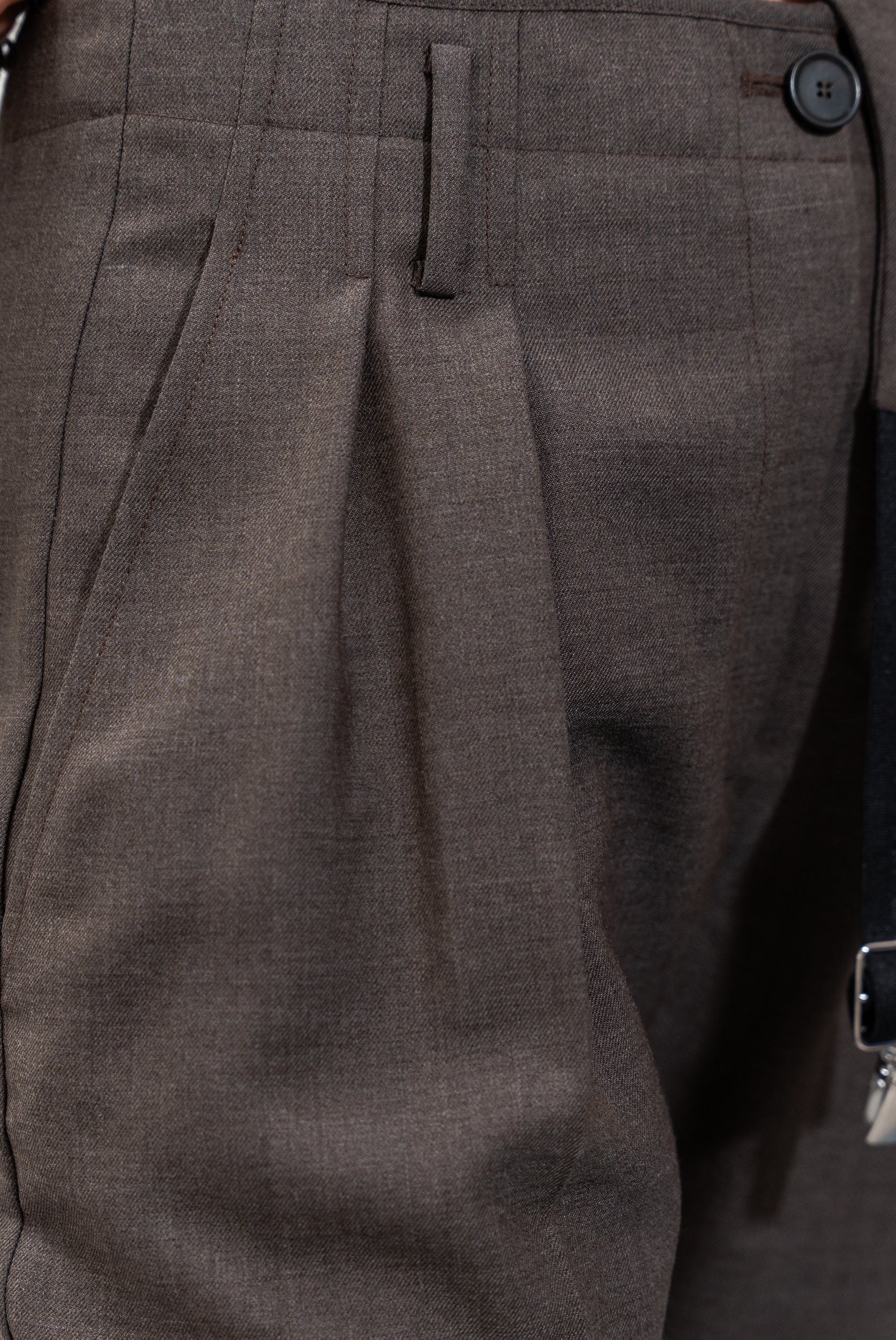 Pantalone con pences