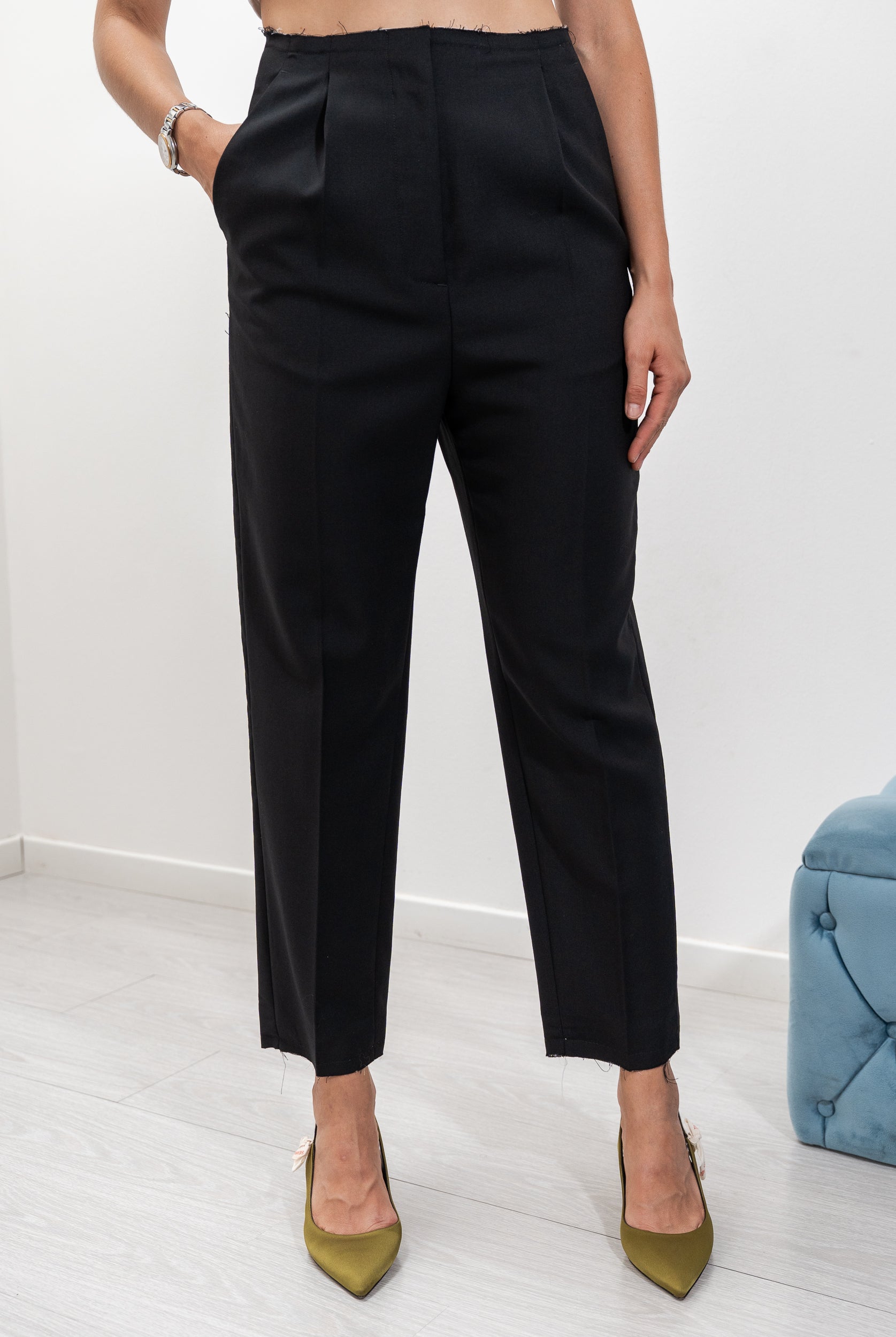 Pantalone taglio vivo