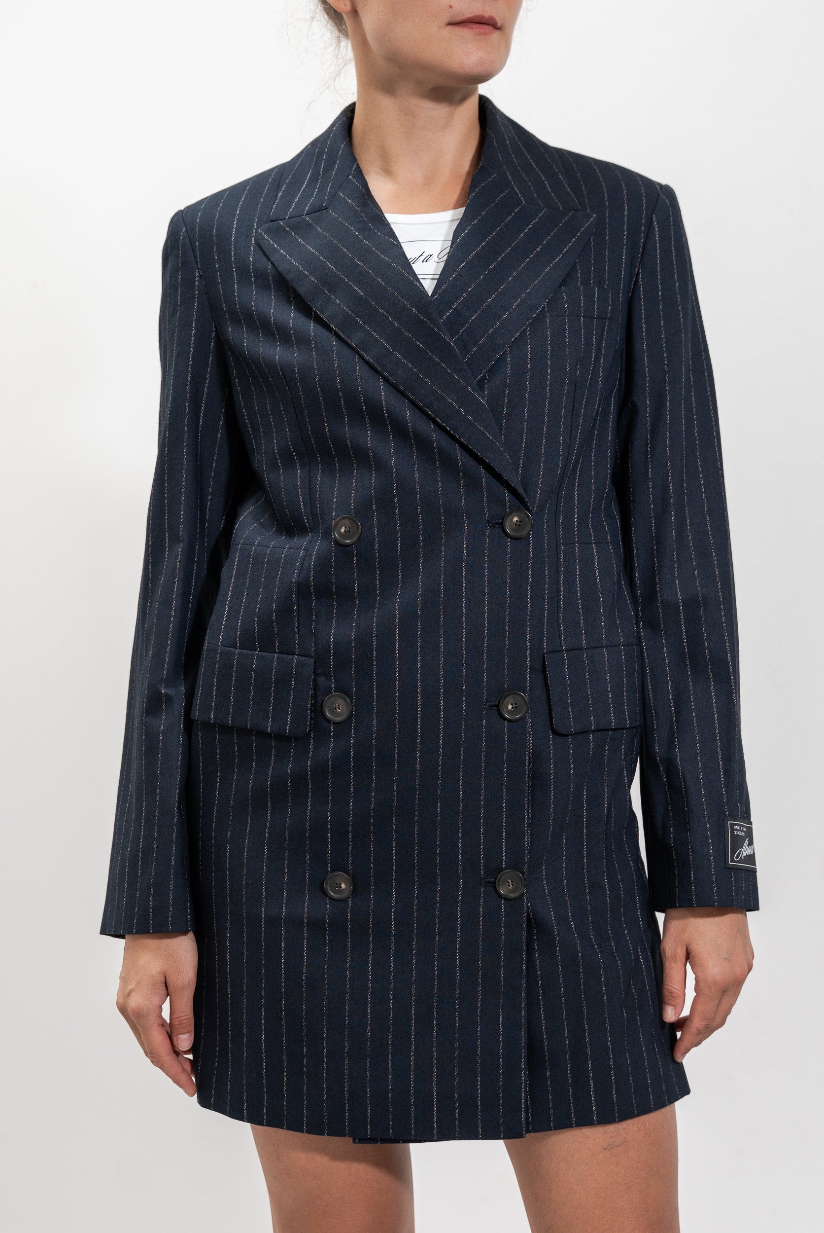 Alvaro suit