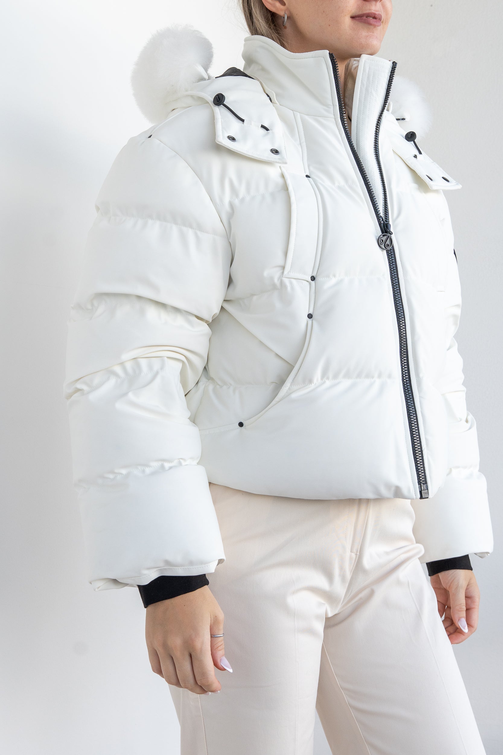 Short down jacket