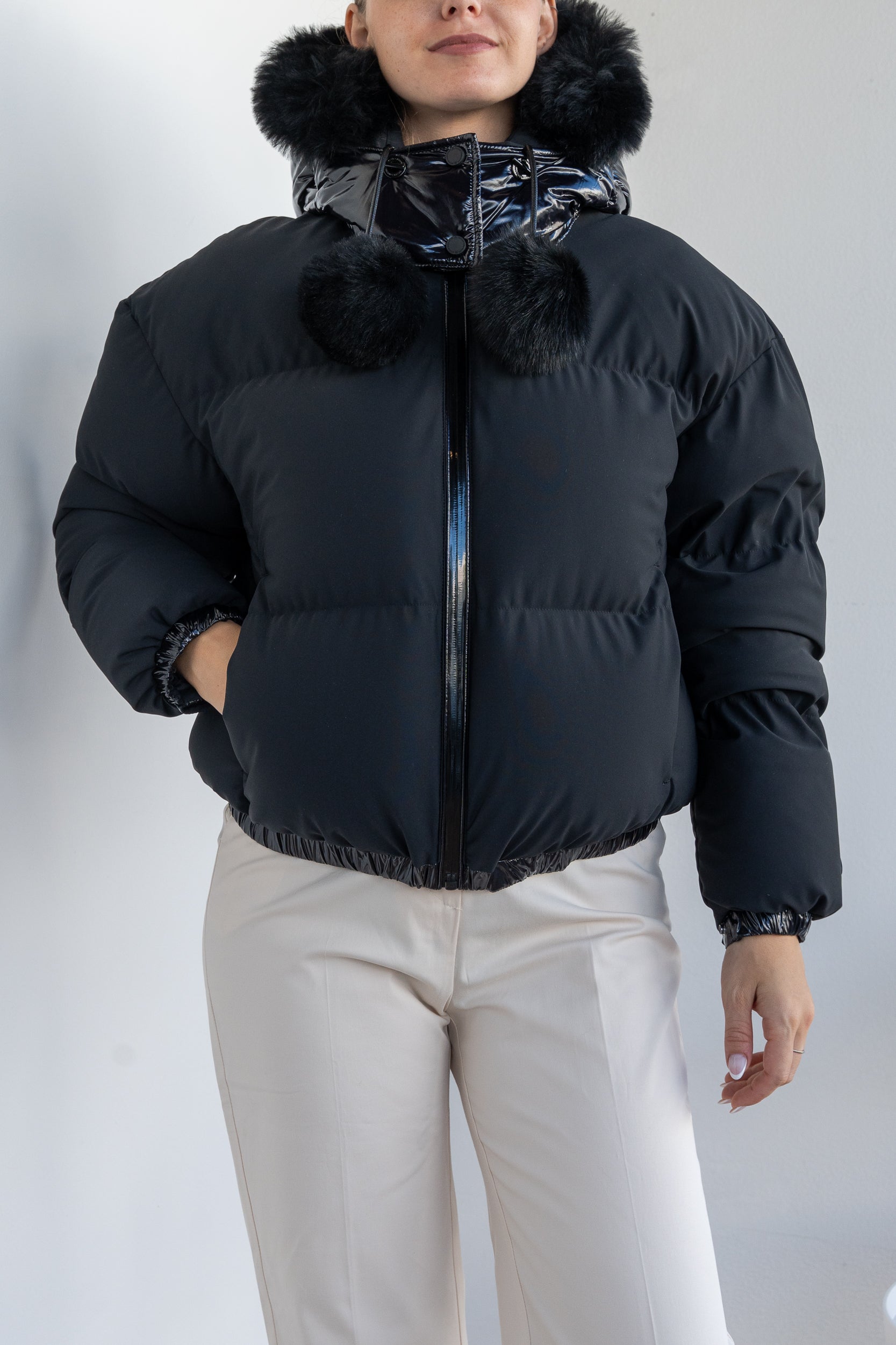 Short down jacket