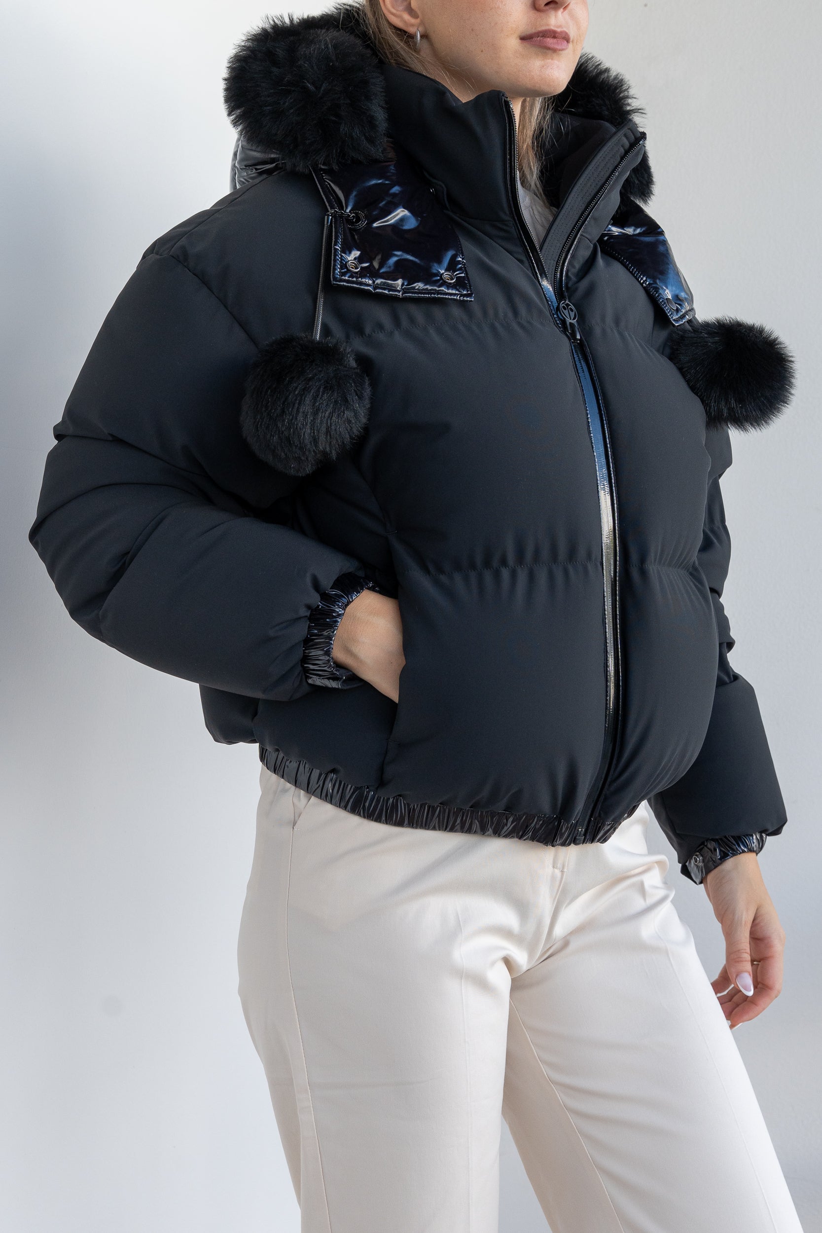 Short down jacket