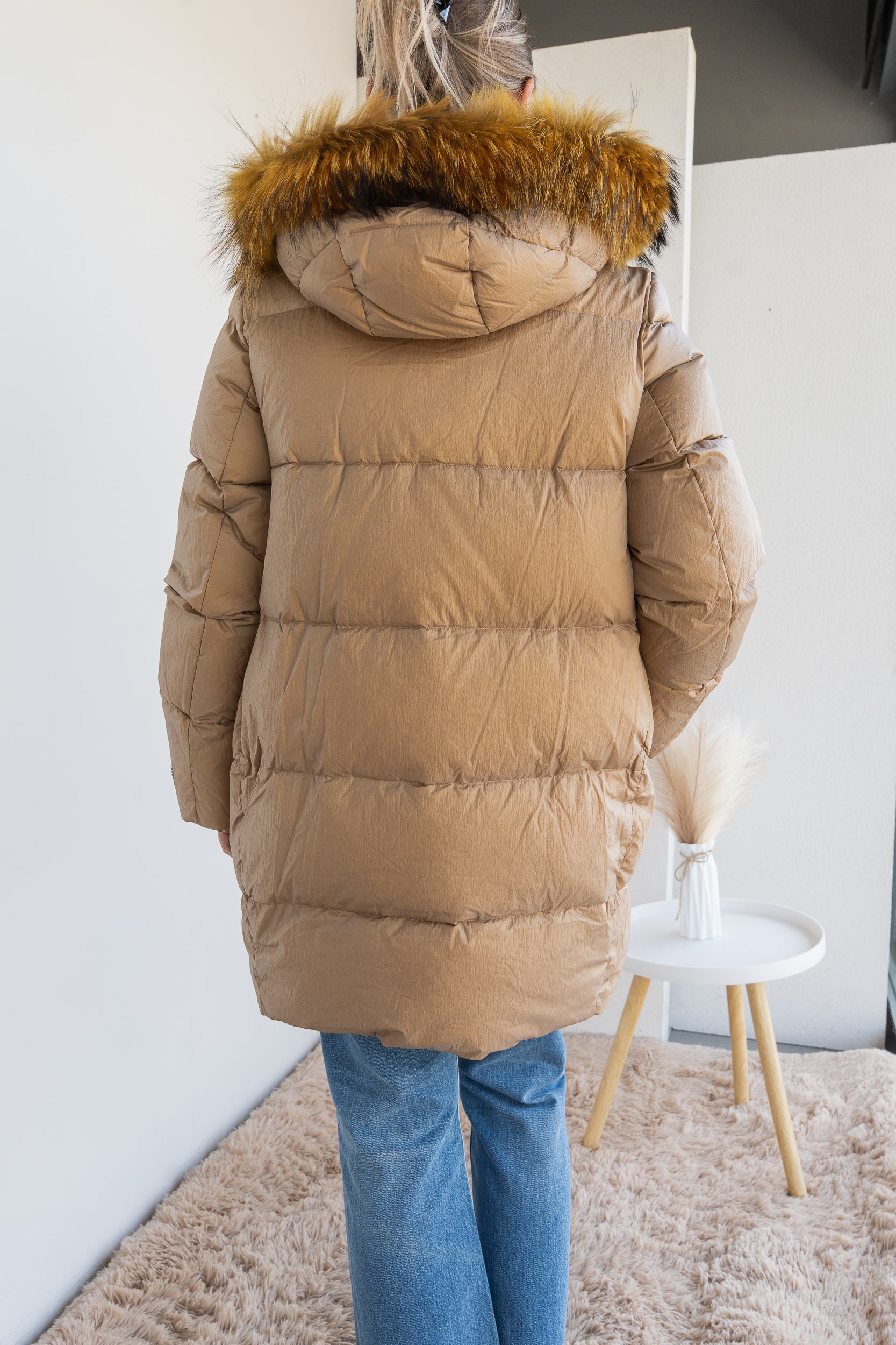 Nacre down jacket with fur