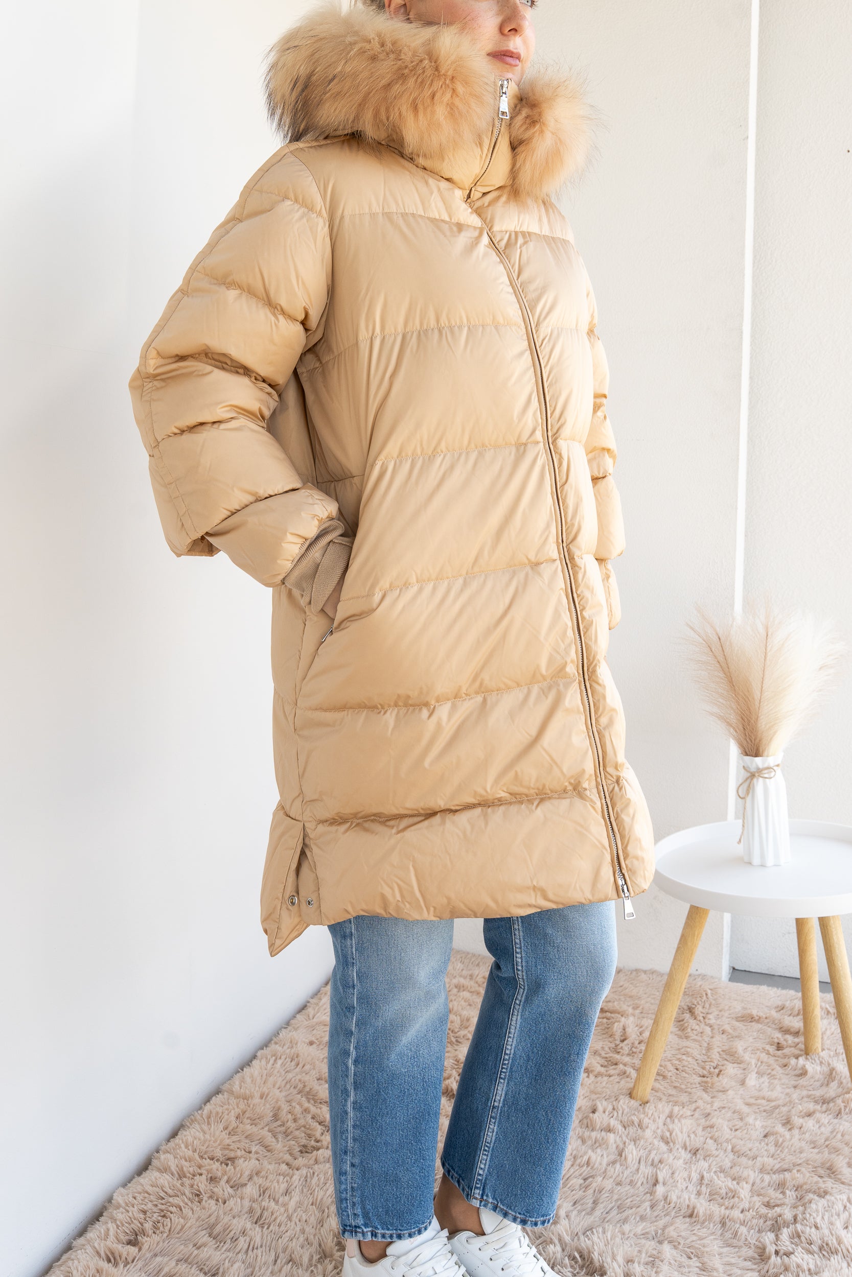 Kasha down jacket with fur