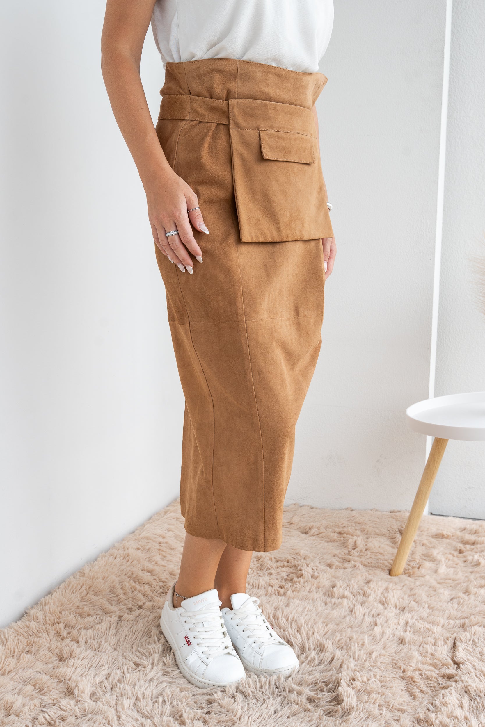 Skirt with pouch