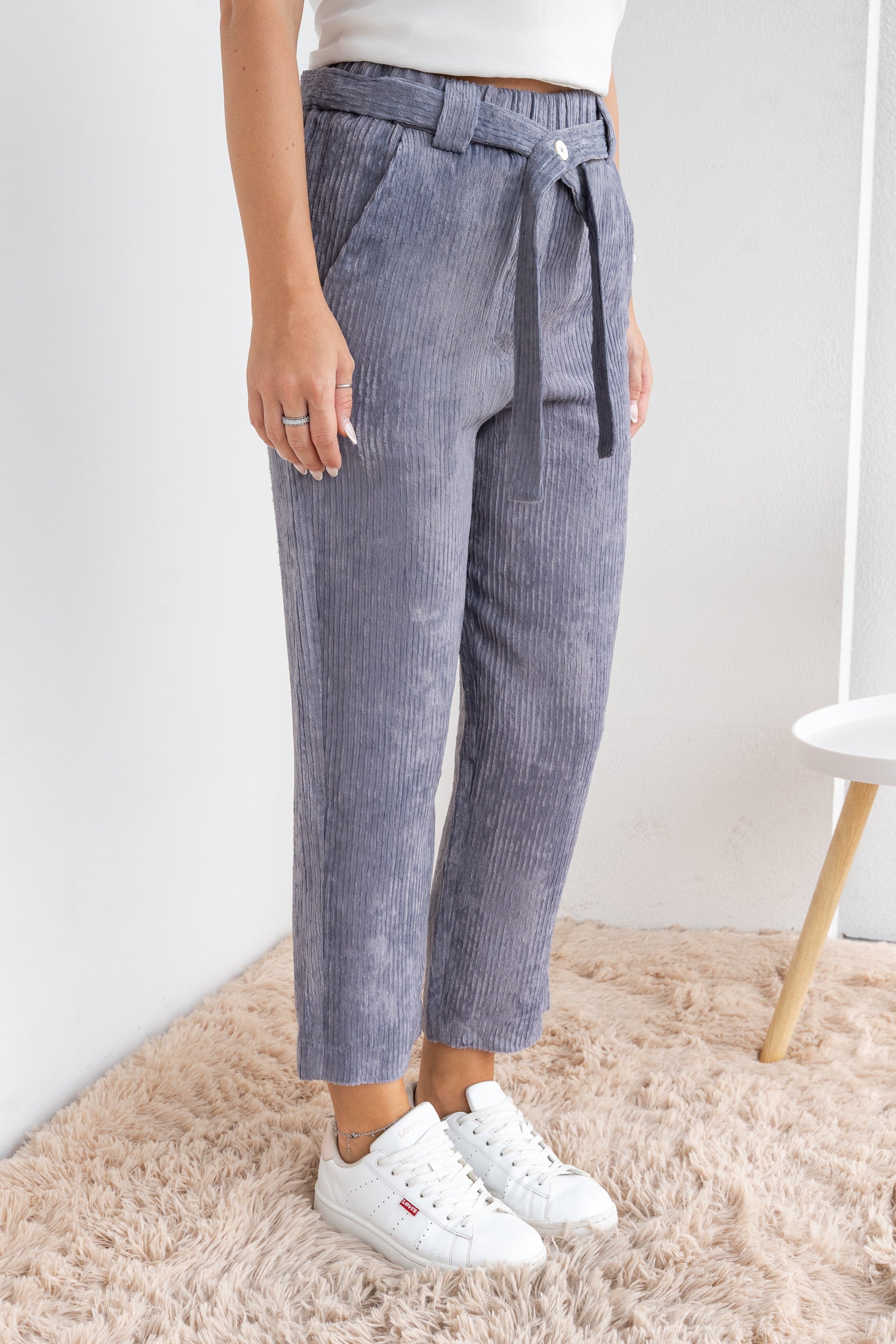 Pantalone in velluto con cintura